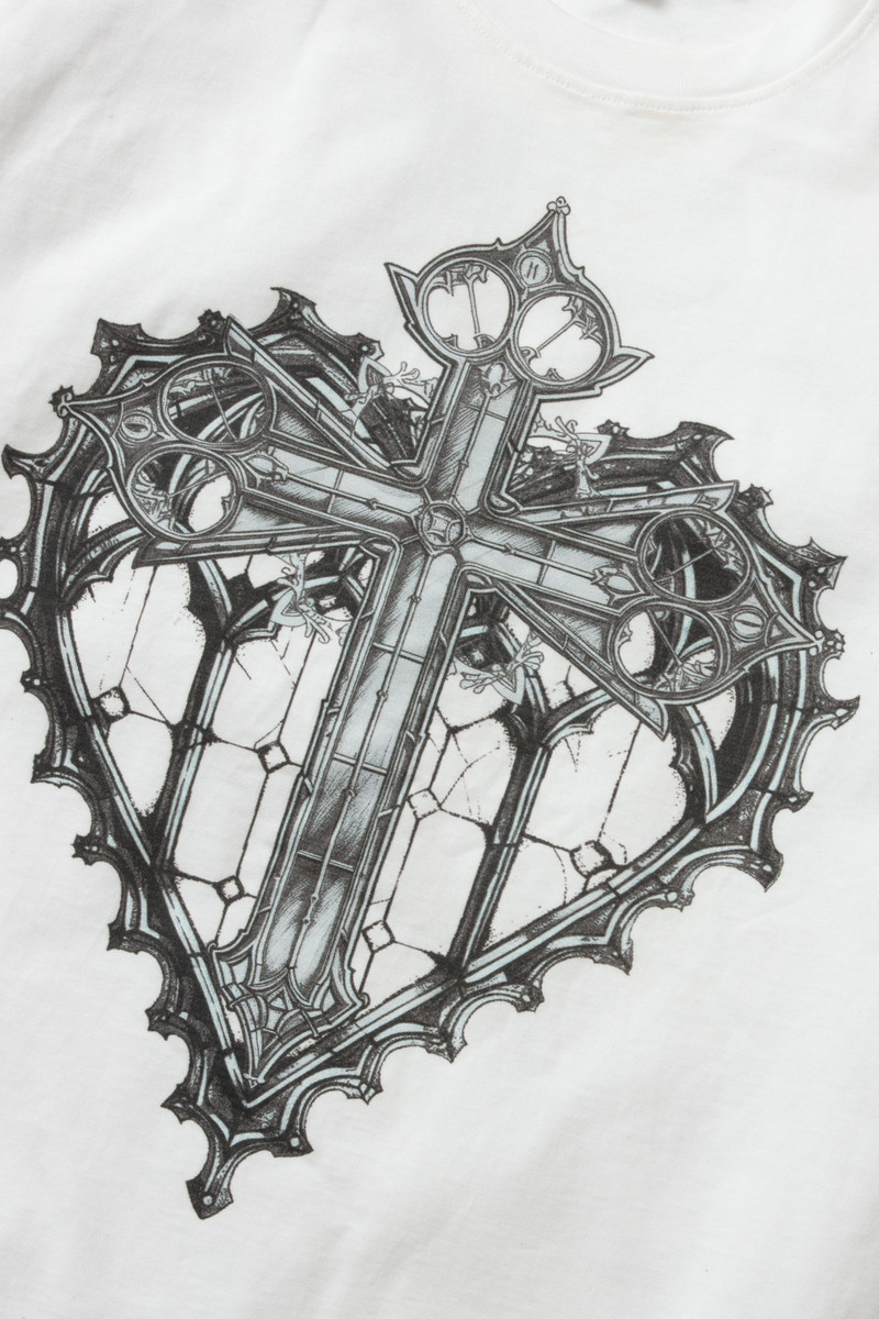 WHO DECIDES WAR SACRED HEART SHORT SLEEVE outlook