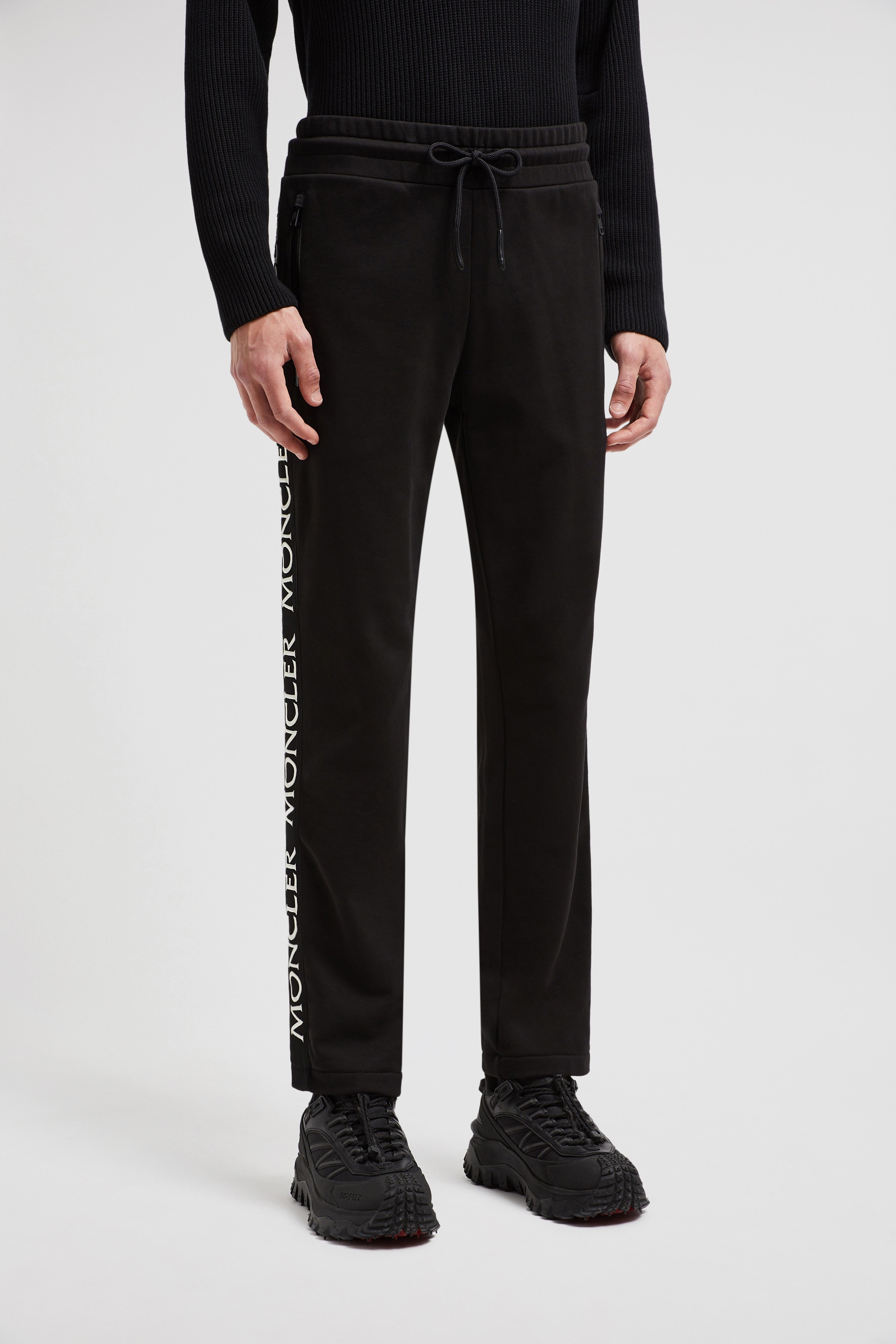 Logo Pants - 3