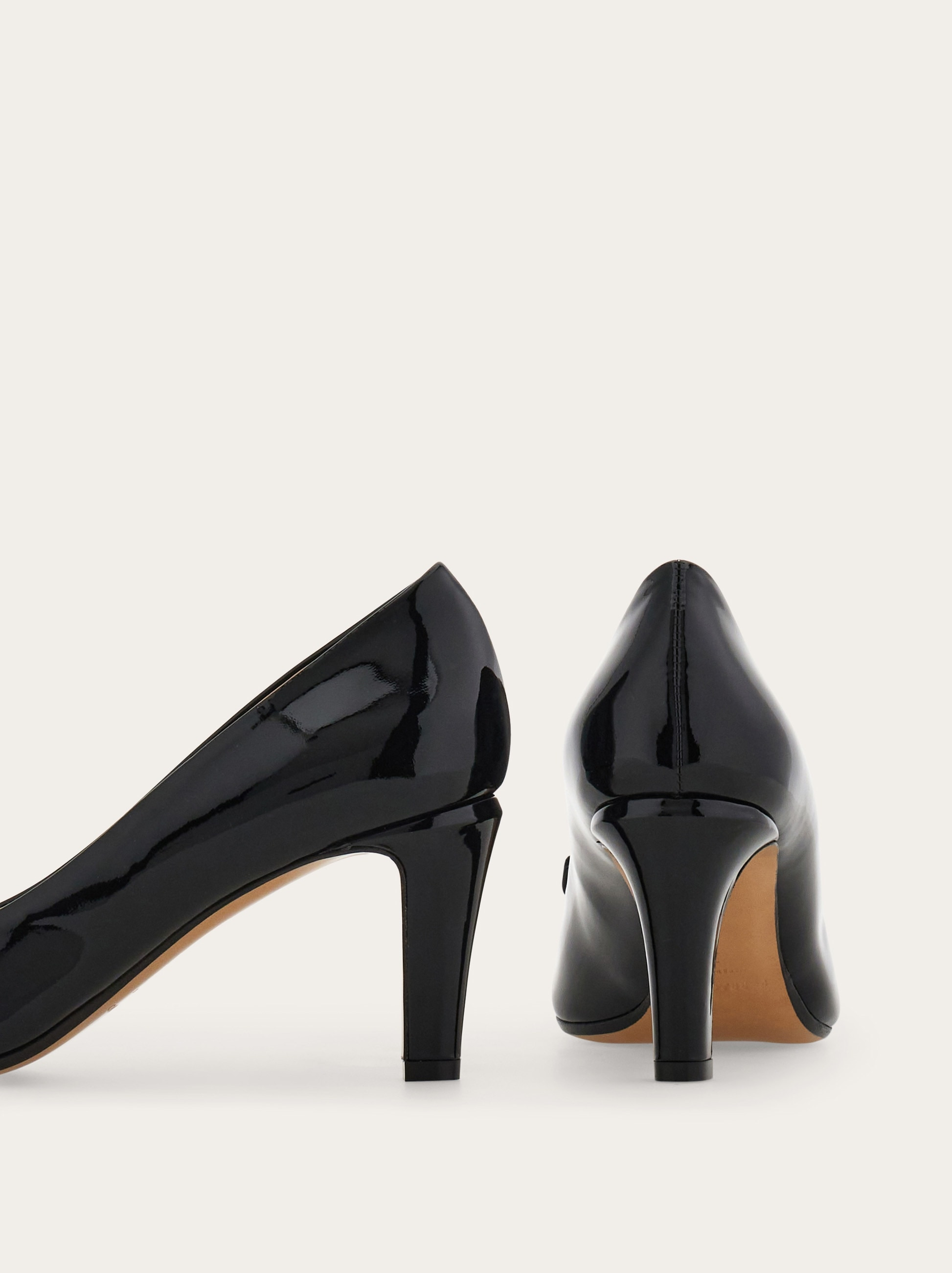 Vara bow pump shoe - 6