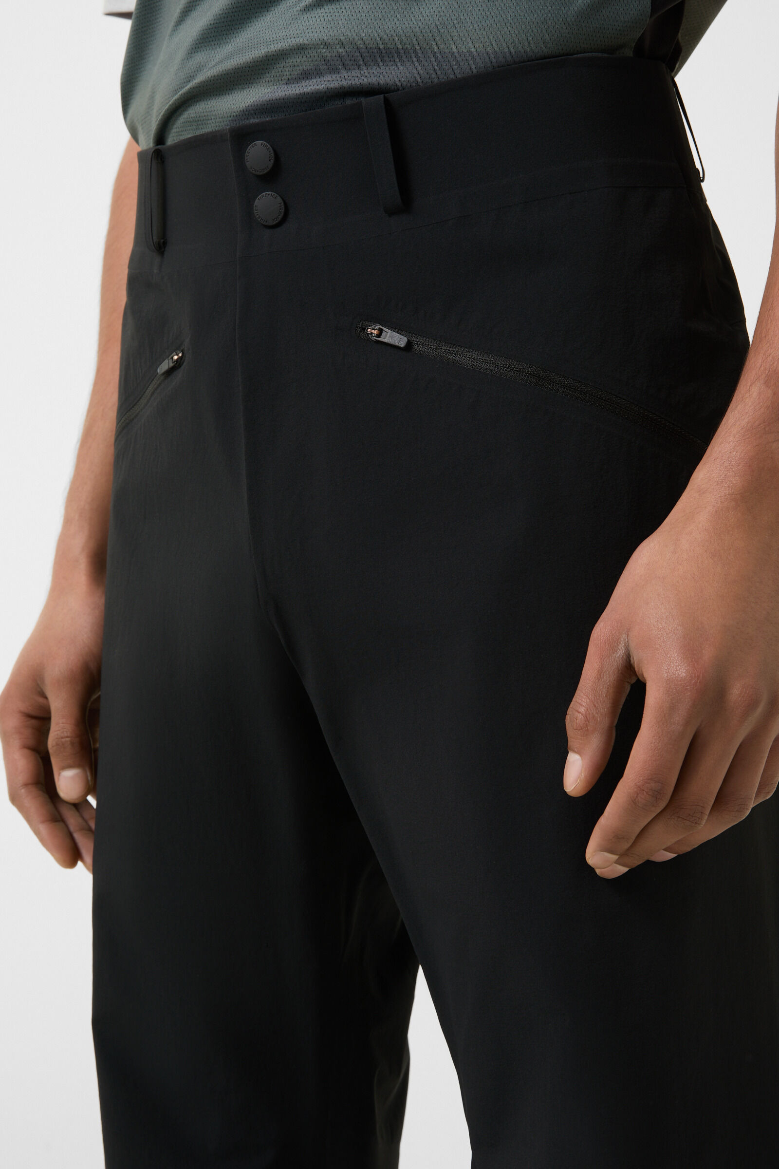 Beat functional pants in Black - 5