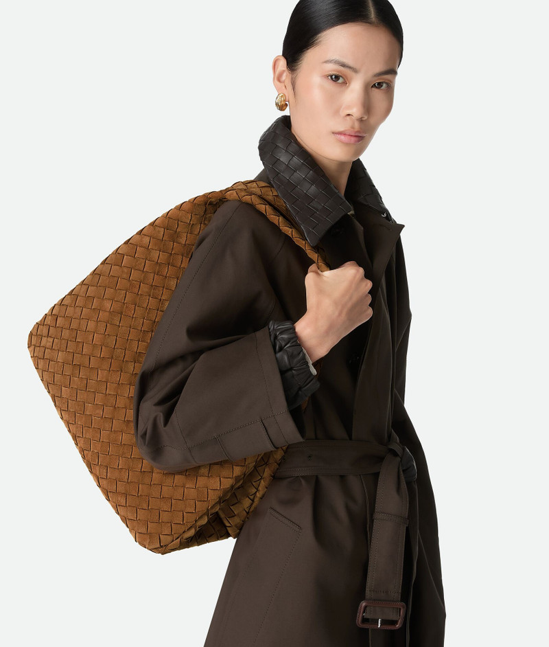 Bottega Veneta Large Campana outlook