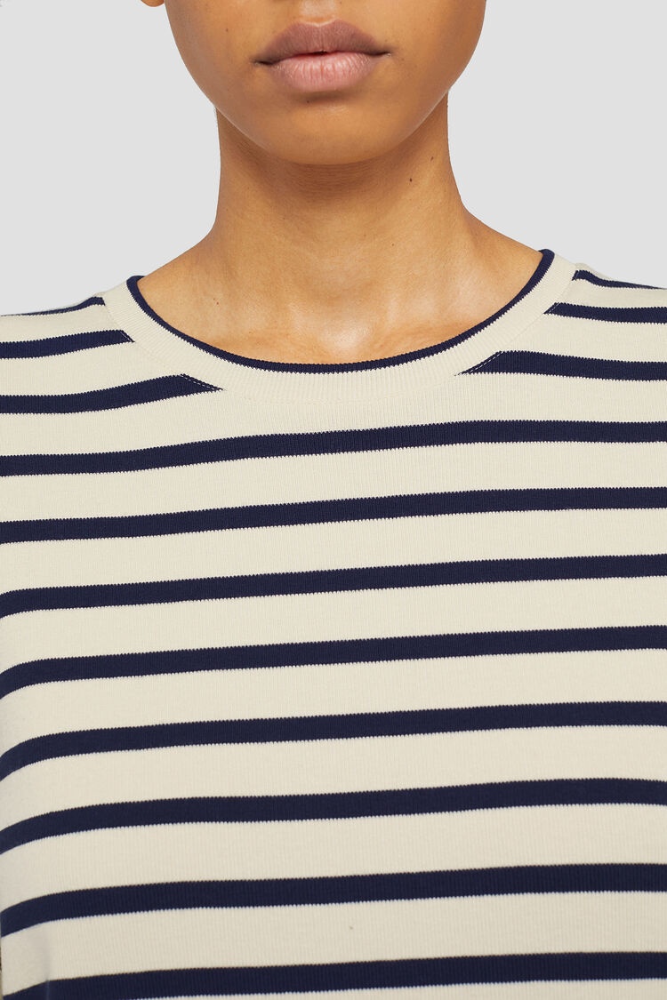 Crew-Neck T-Shirt - 5