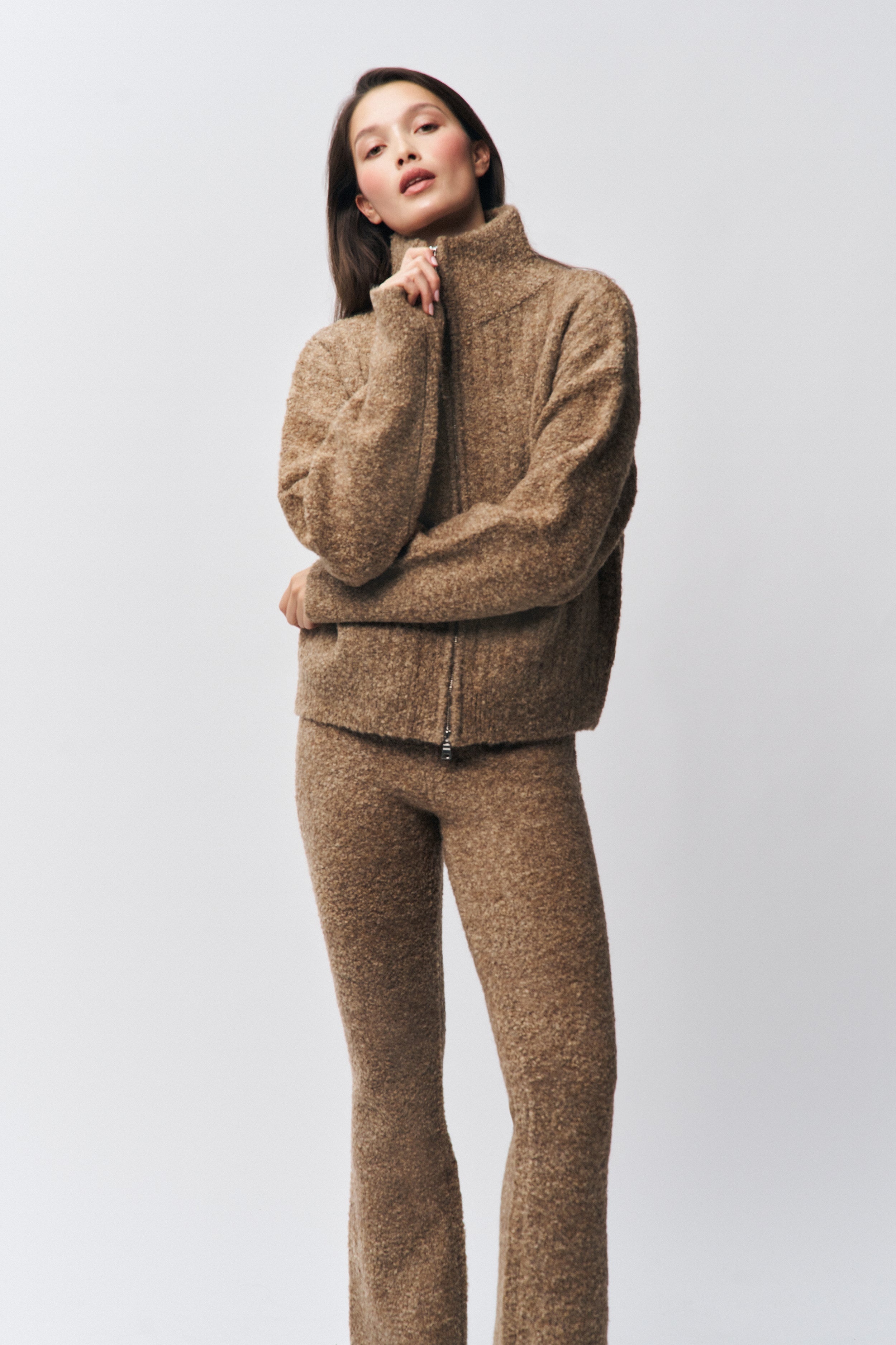 MILA ZIP UP - 6
