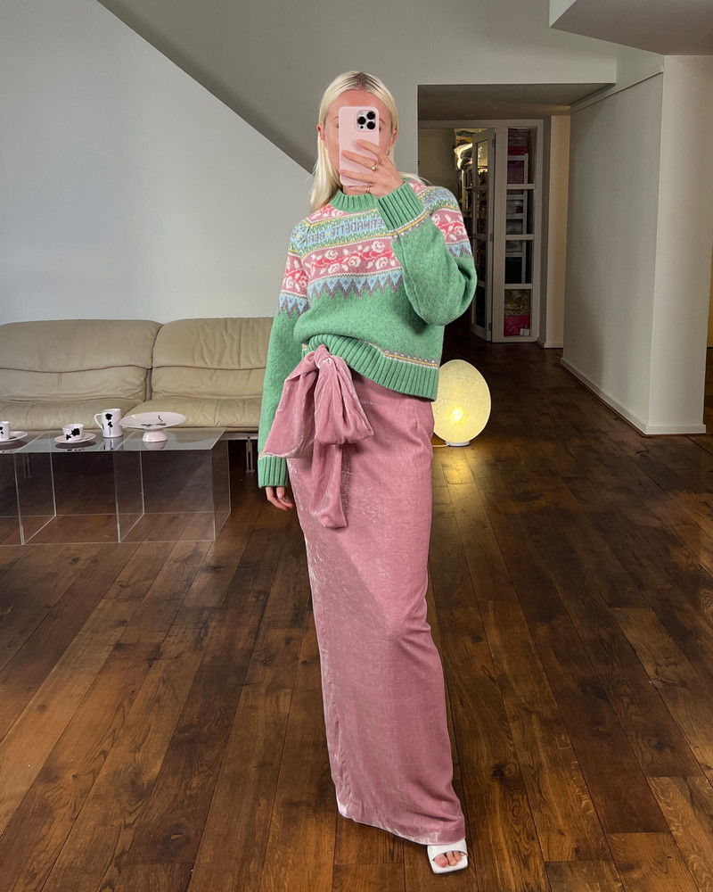 BERNADETTE Pull Cesar outlook