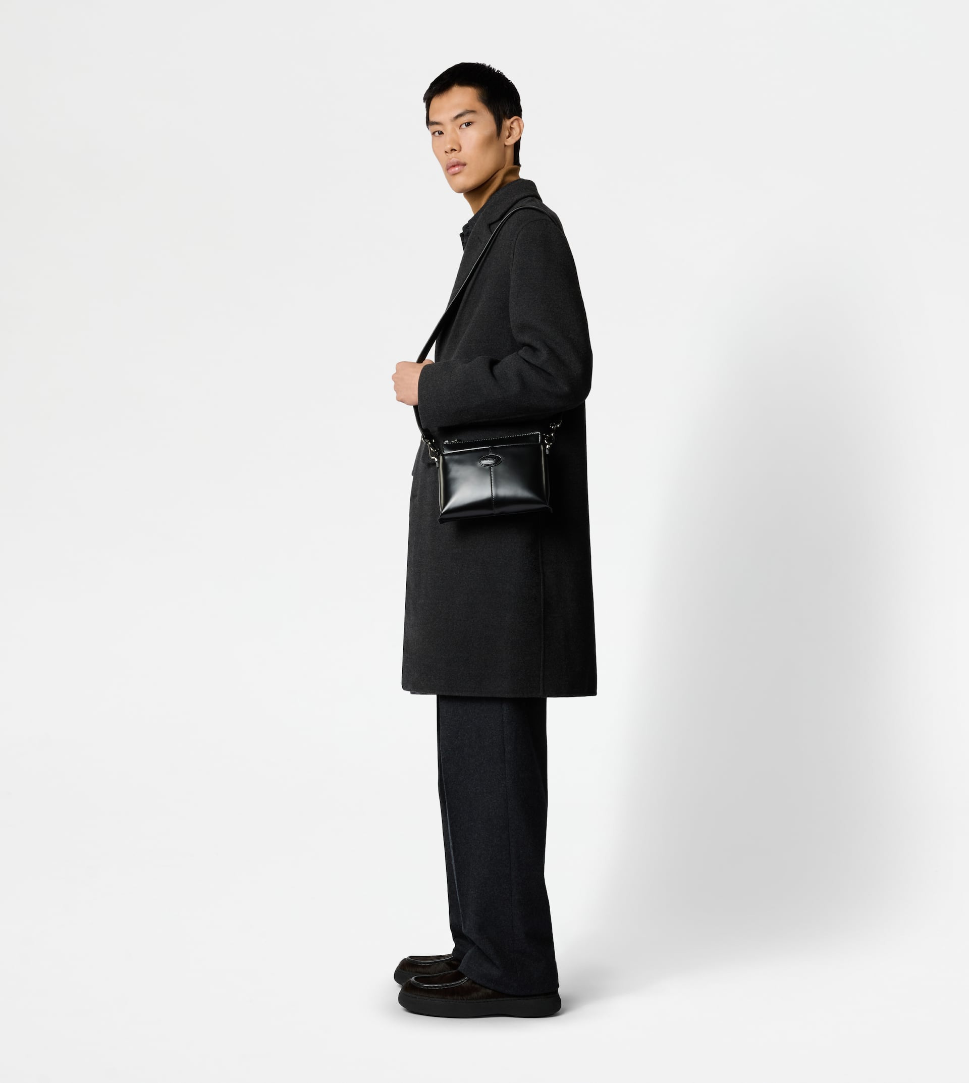 TOD'S DI BAG CROSSBODY BAG IN LEATHER MINI - BLACK - 8