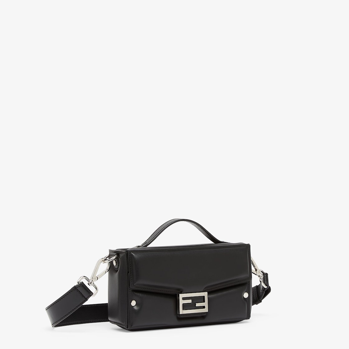 FENDI 新作 3WAYショルダーバッグ 本革 黒 Baguette Soft Trunk FENDI Soft Trunk Baguette | REVERSIBLE