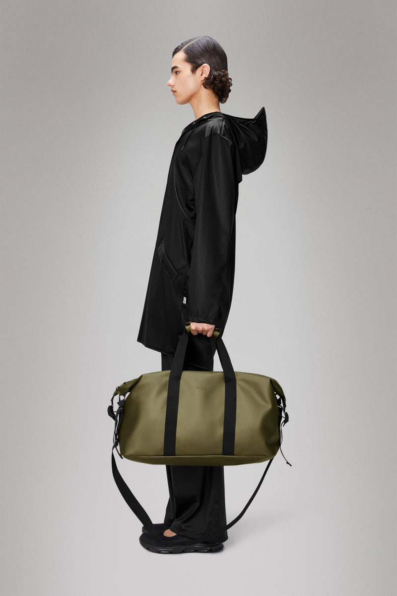 RAINS Hilo Weekend Bag outlook