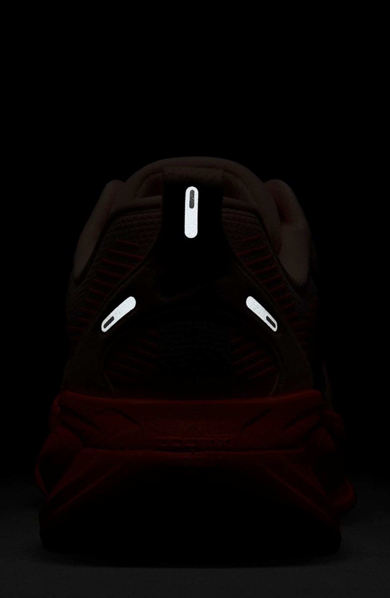 Nike Vomero 18 Running Shoe in Atmosphere/Black/Crimson at Nordstrom - 8
