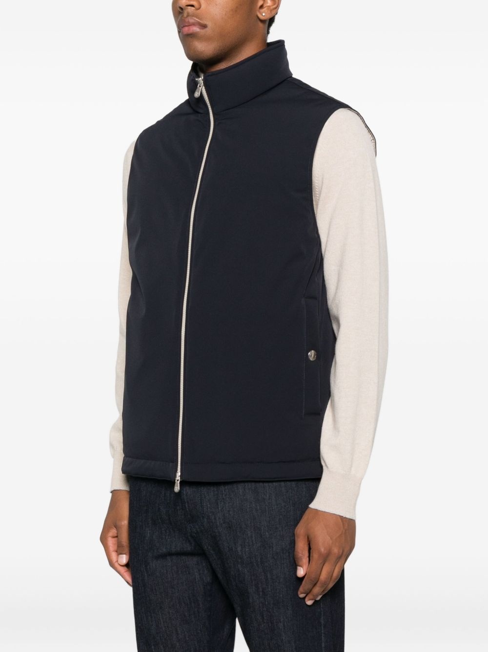 zip-fastening sleeveless vest - 3