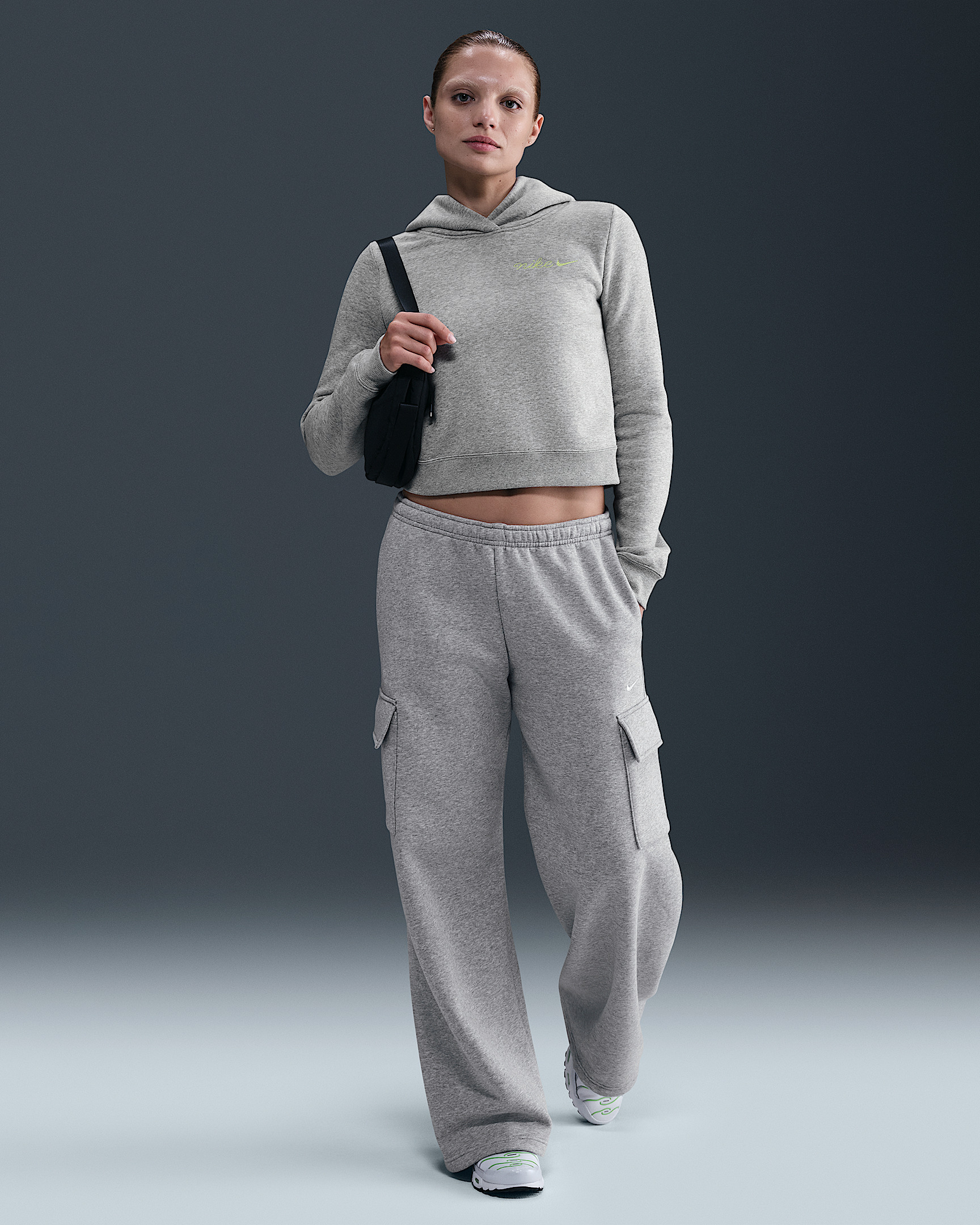 Nike Sportswear Phoenix Fleece Women's Shrunken Hoodie - 4