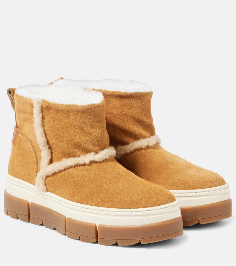Shearling-lined suede ankle boots - 1
