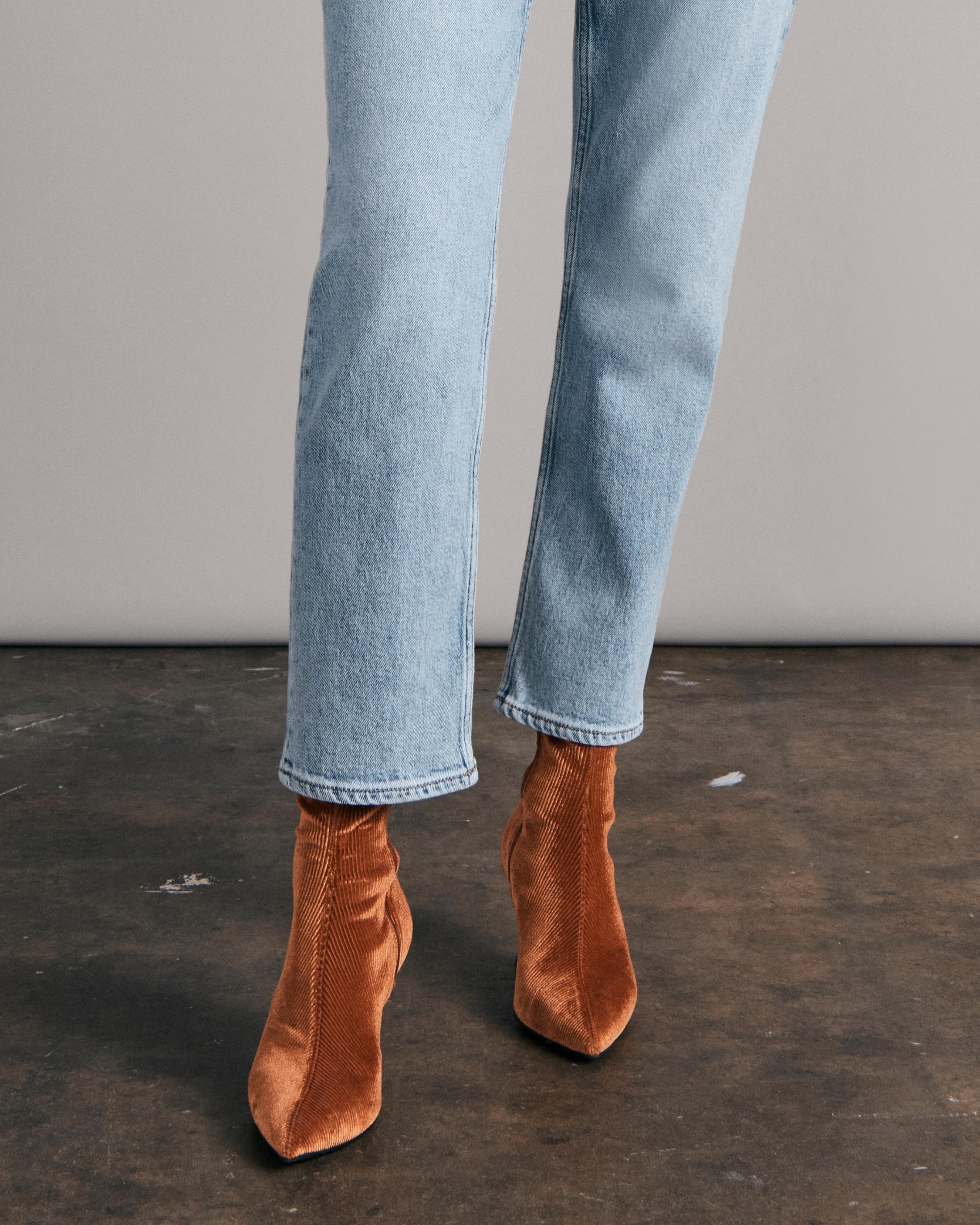 Brea Boot - Velour Corduroy
Ankle Boot - 2