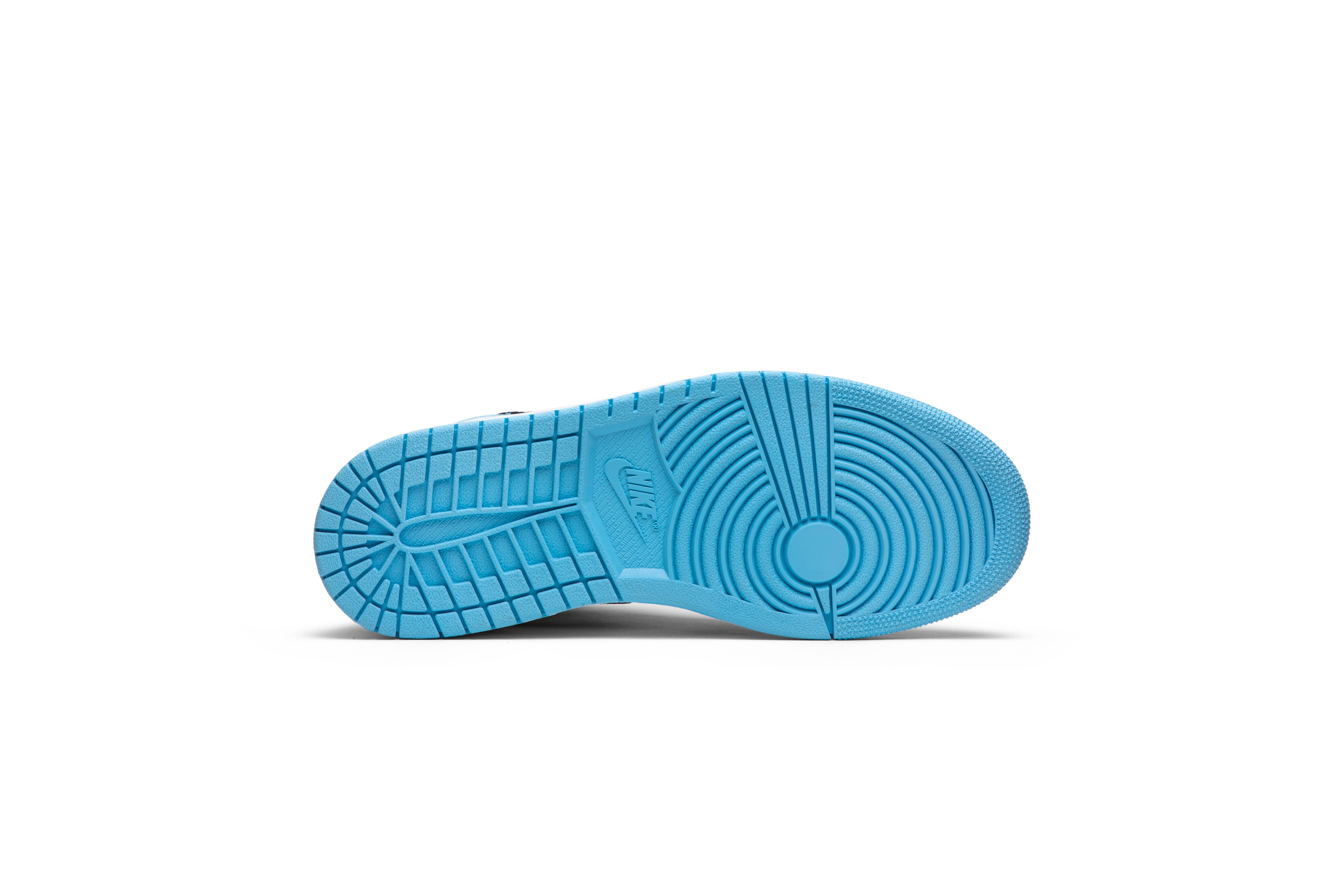Wmns Air Jordan 1 Retro High OG 'Blue Chill' - 4