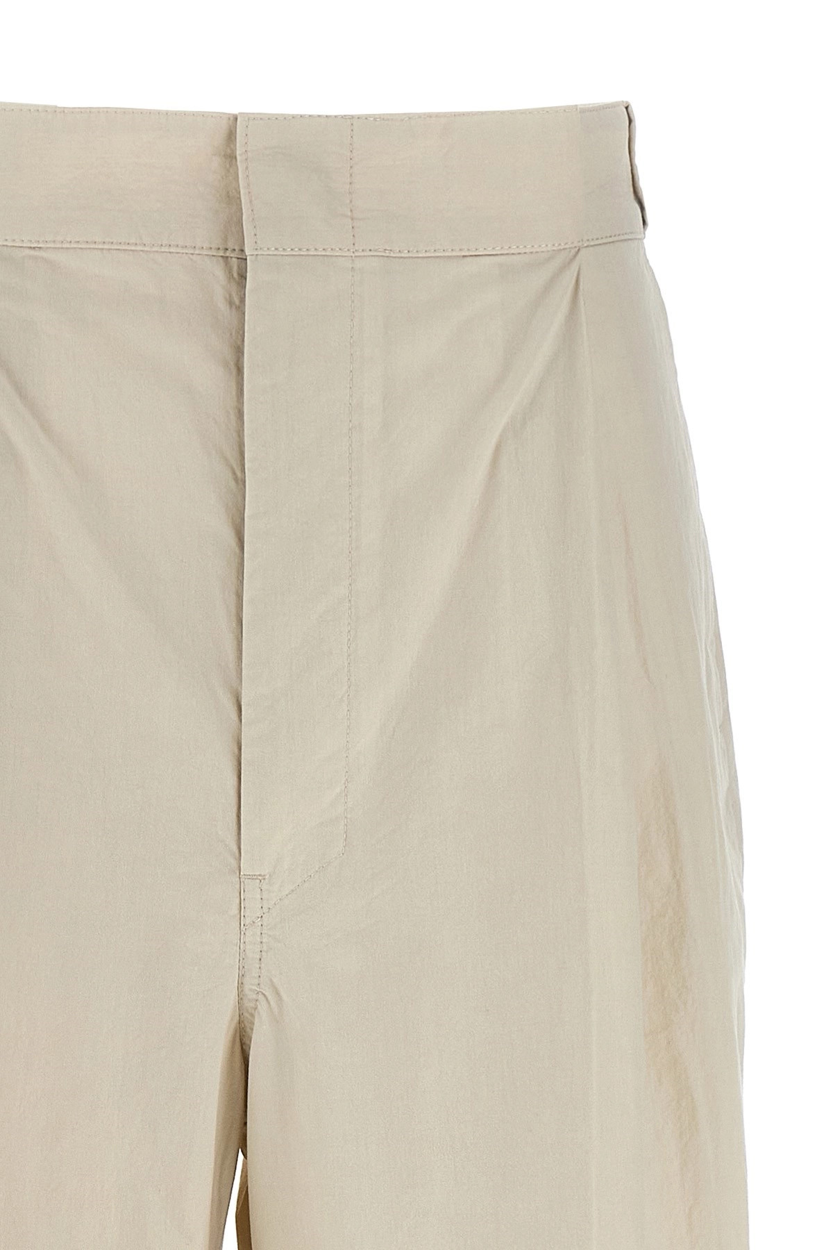Wide range of trousers - 3