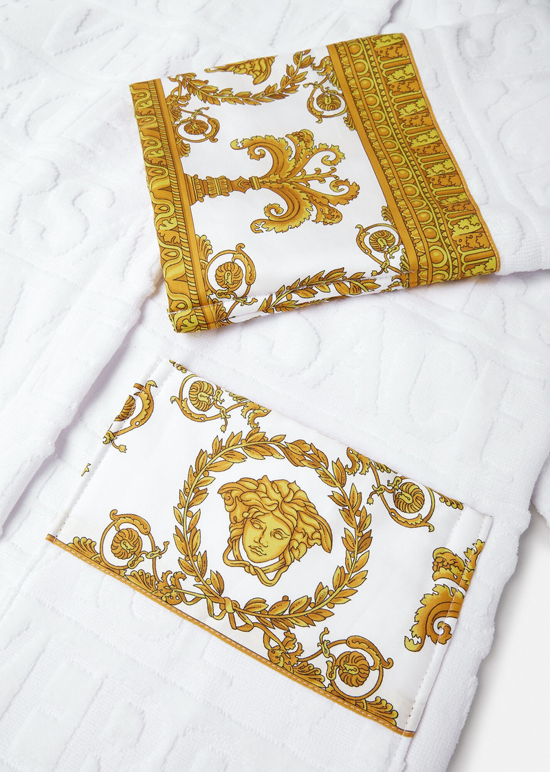 I ♡ Baroque Hooded Bathrobe 4