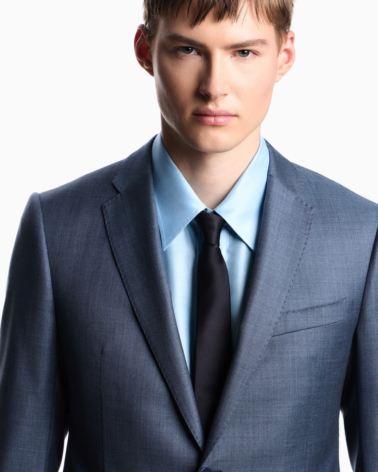 SINGLE-BREASTED SUIT IN A SILKY-FINISH GRISAILLE - 4