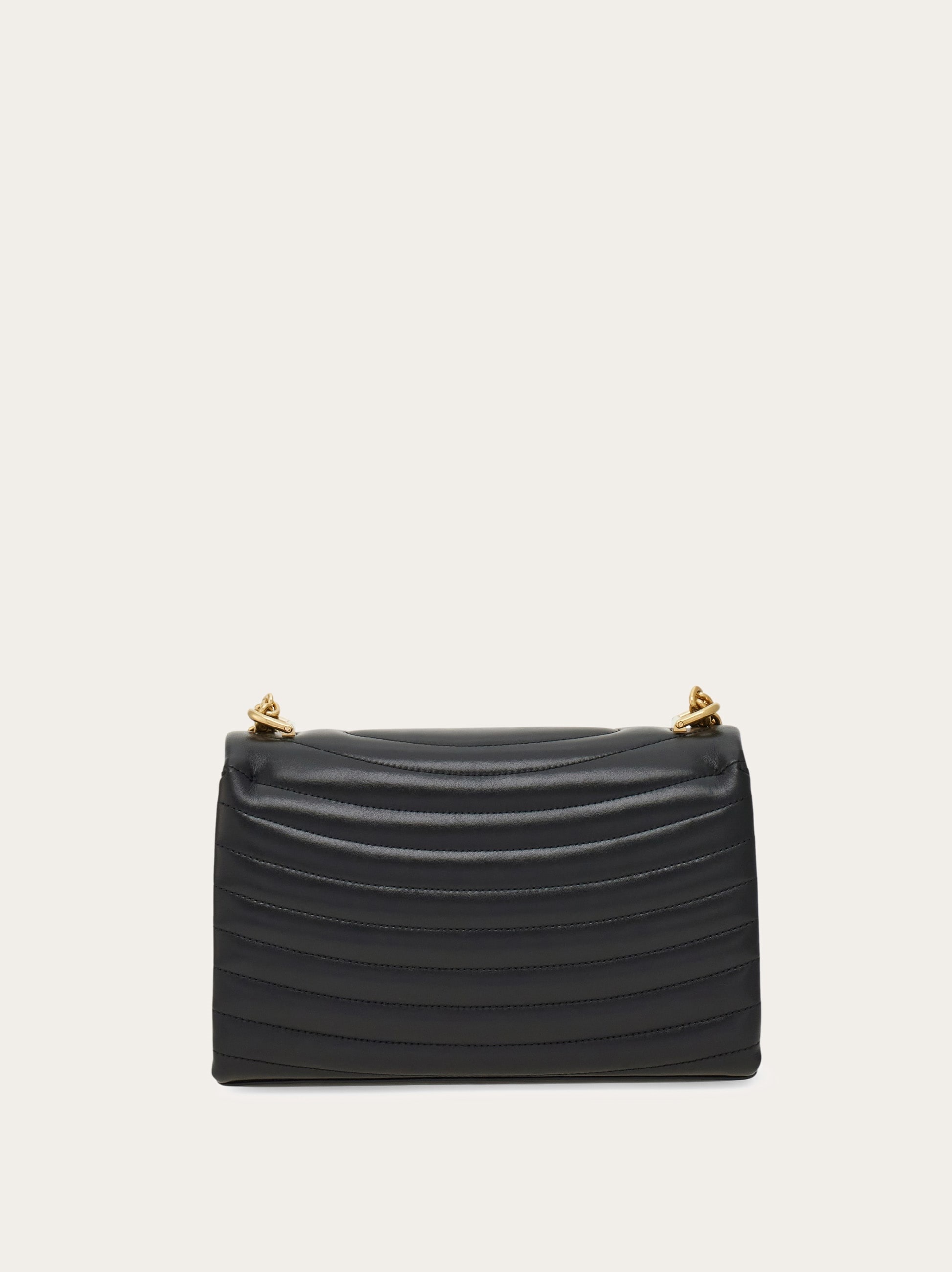 Quilted shoulder bag (M) - 4