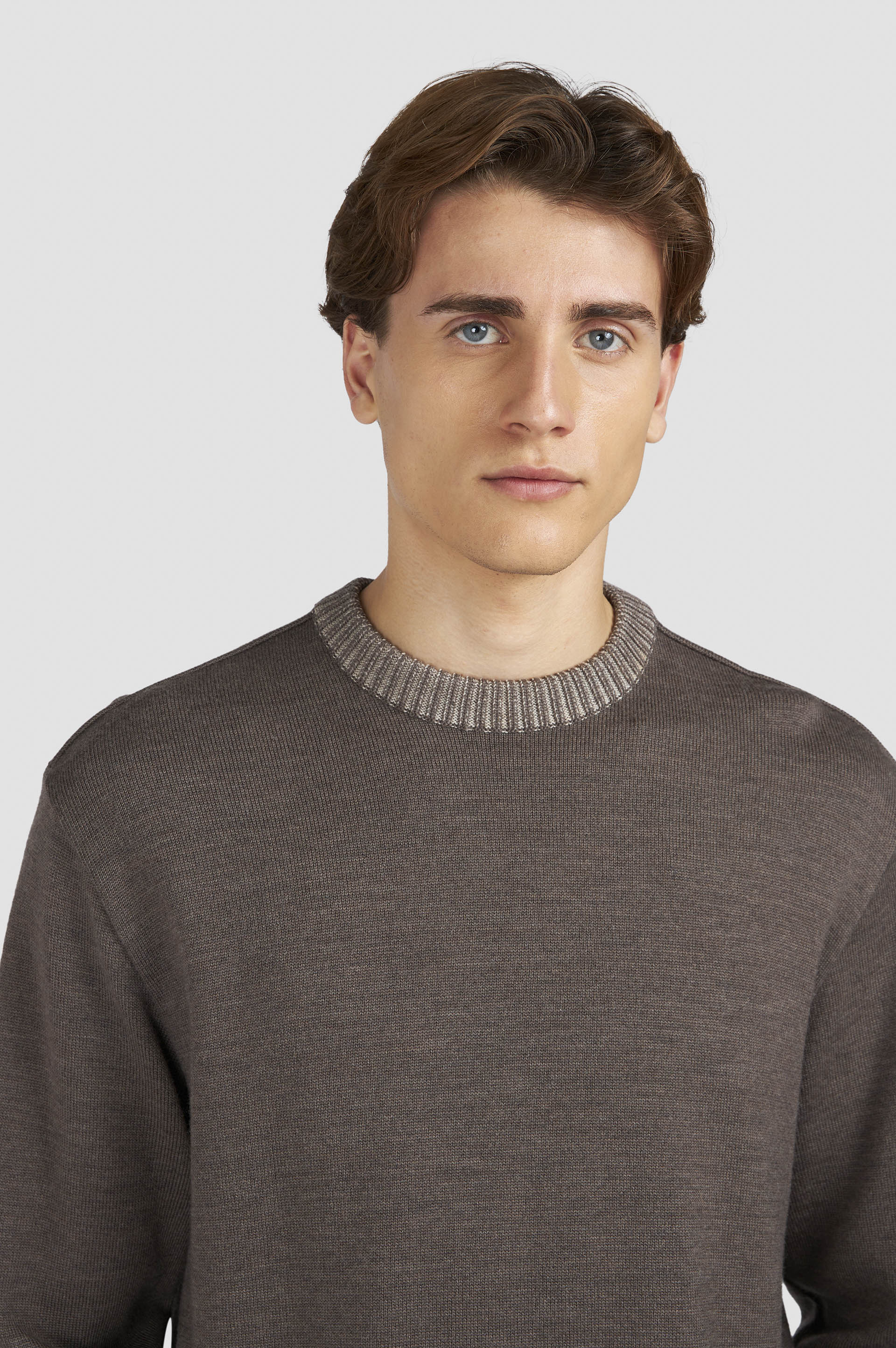 SOFT COOL TOUCH WOOL CREWNECK SWEATER - 4