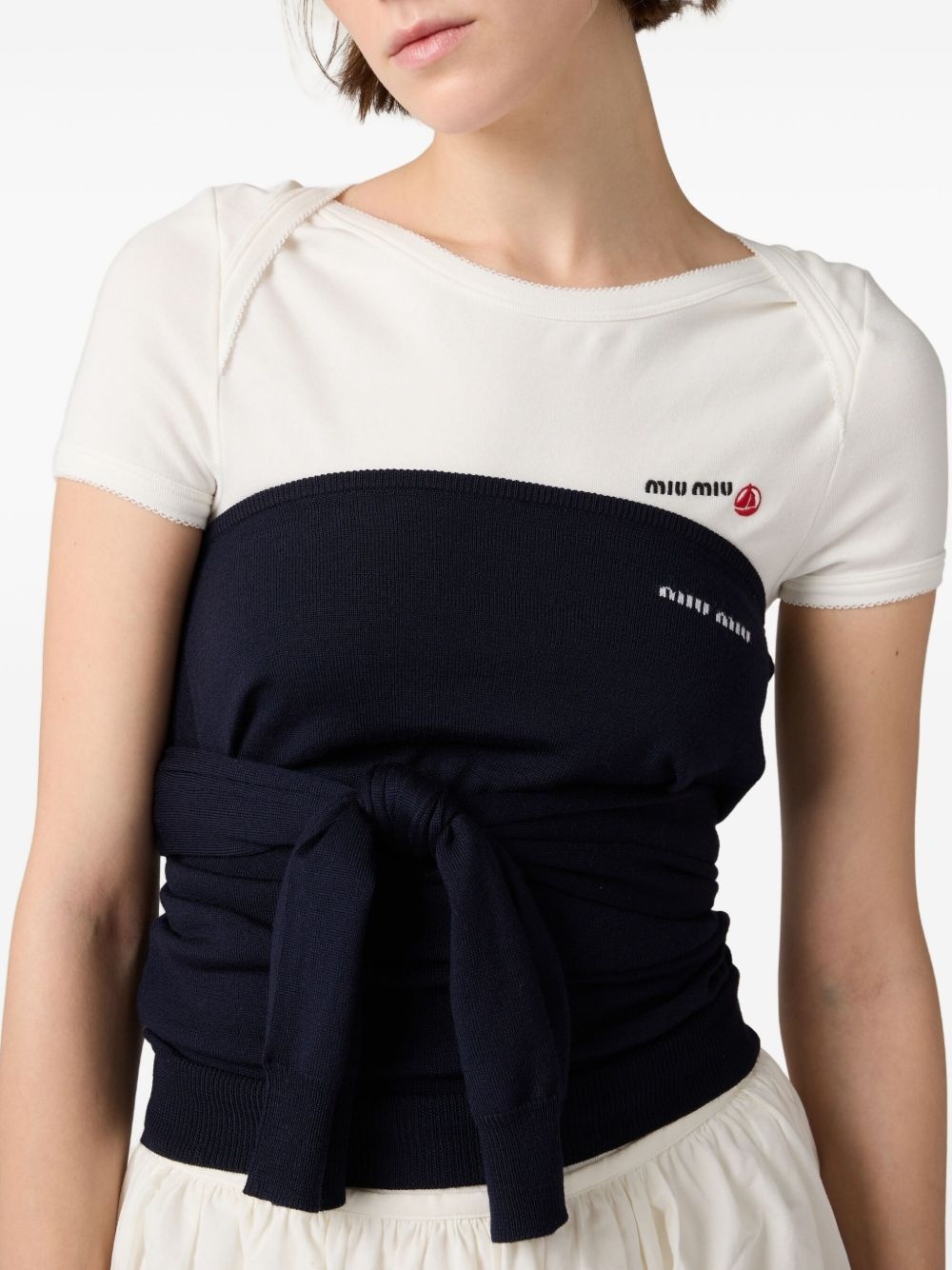 x Petit Bateau embroidered bodysuit - 5