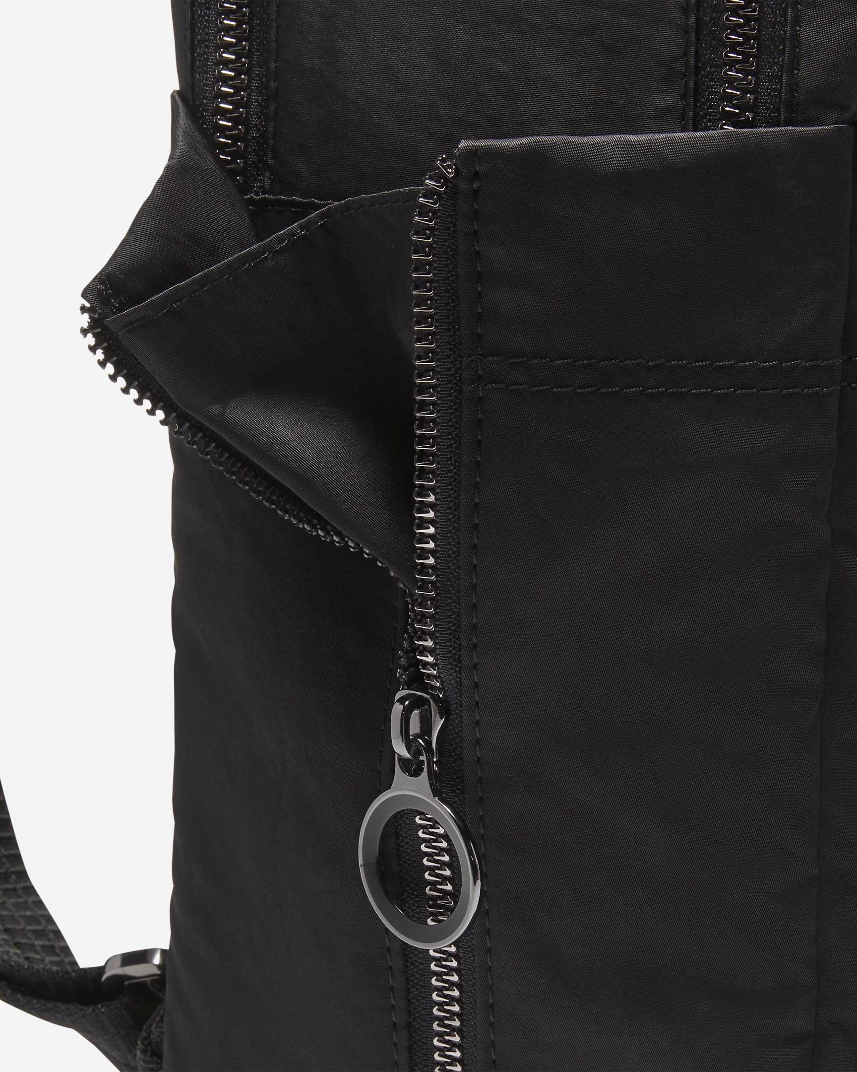 Nike Women's One Luxe Backpack (21L) - 9