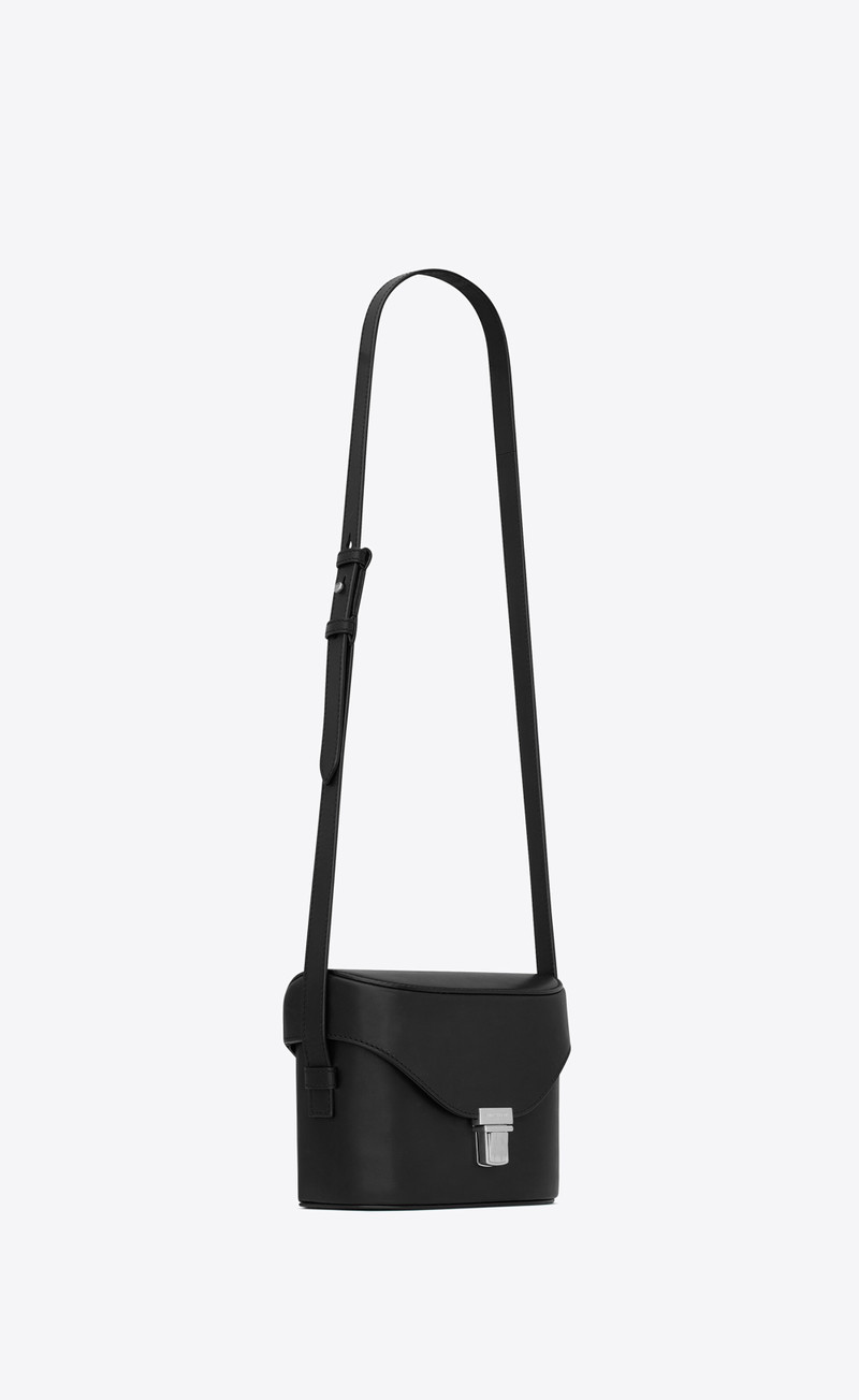 tuc medium box bag in smooth leather 5