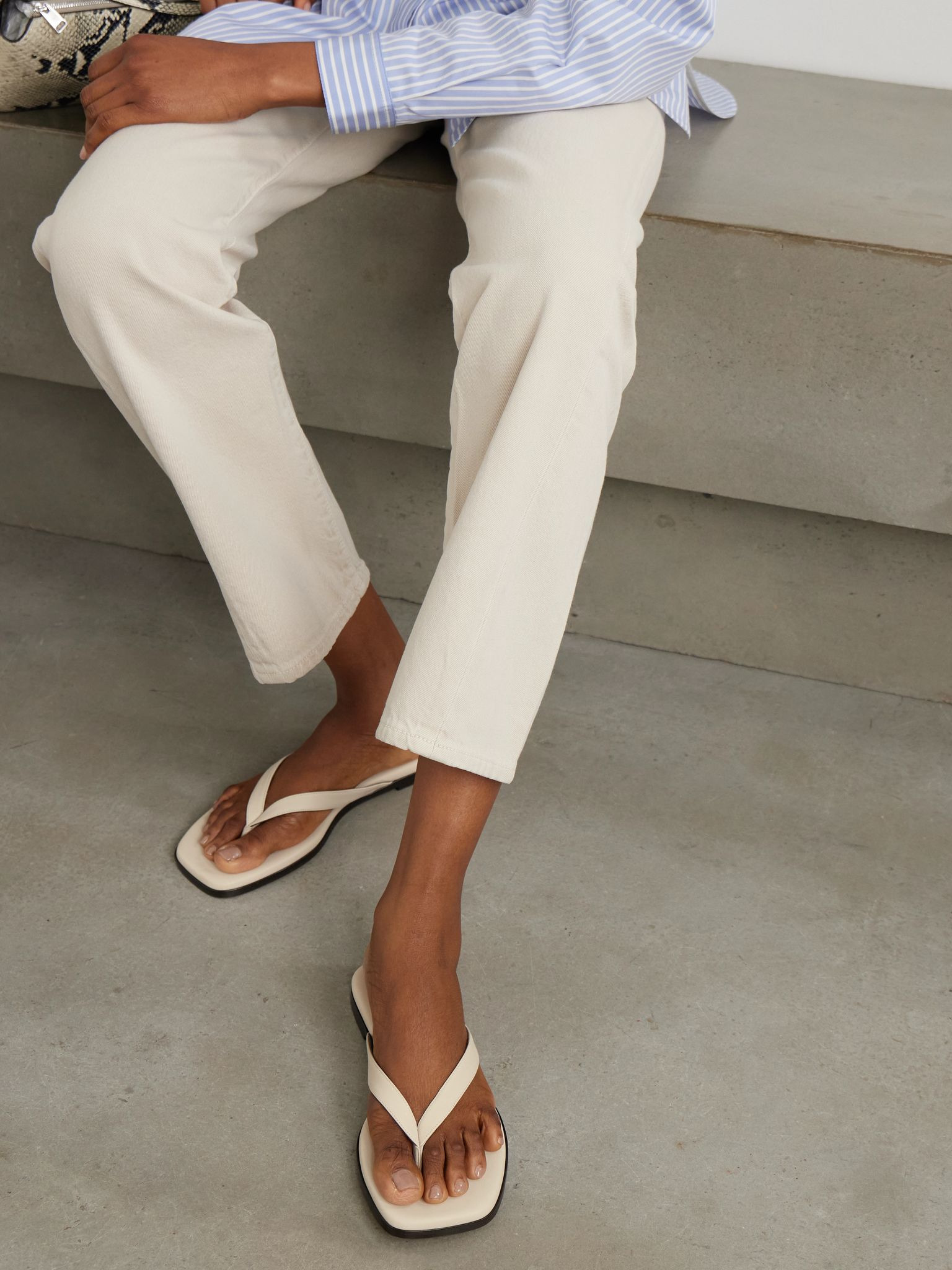 Meta leather flip flops Ivory - 2