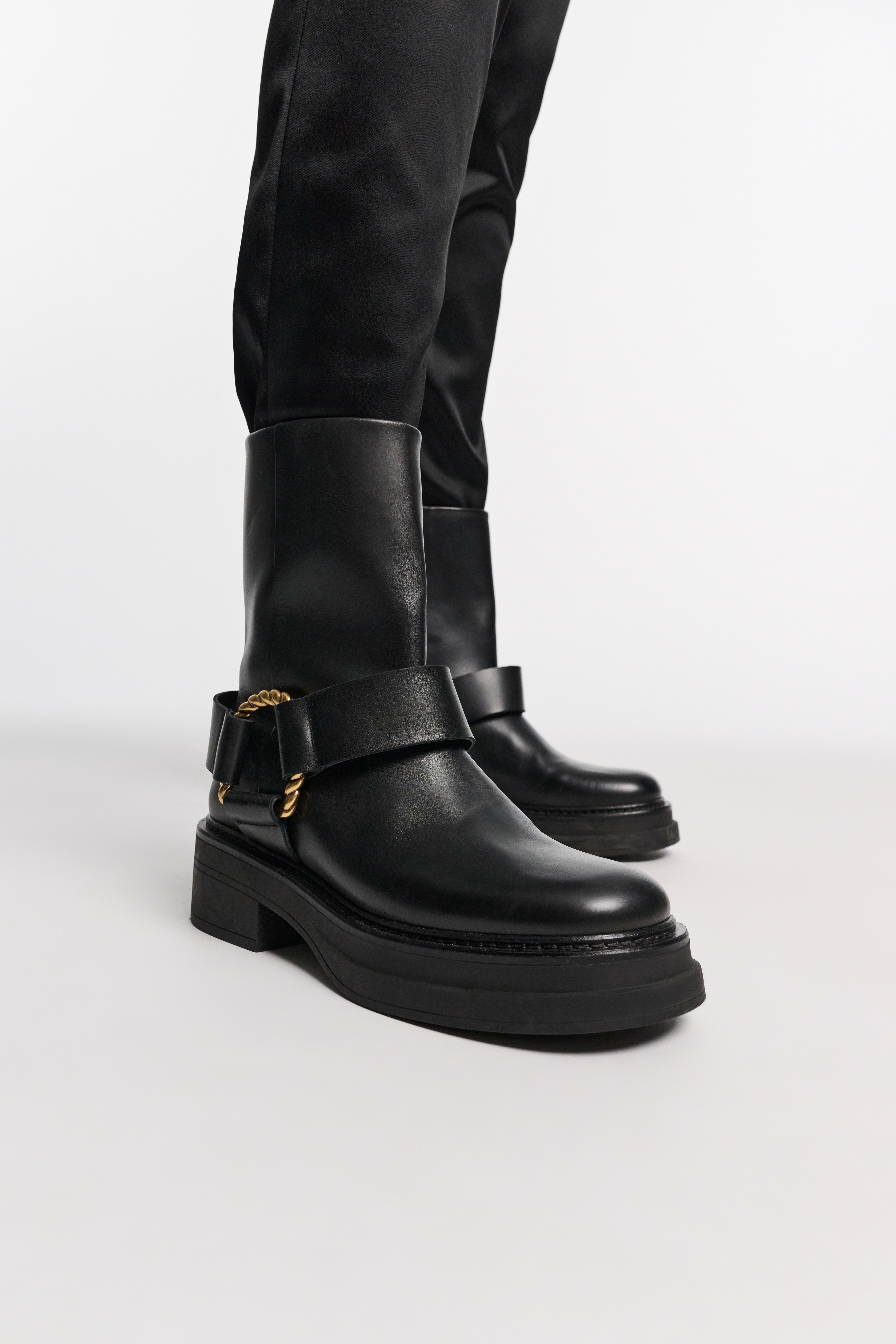 【Dorothee Schumacher】 Chic Sophisticationレザー combatブー DOROTHEE SCHUMACHER CHIC SOPHISTICATION-COMBAT