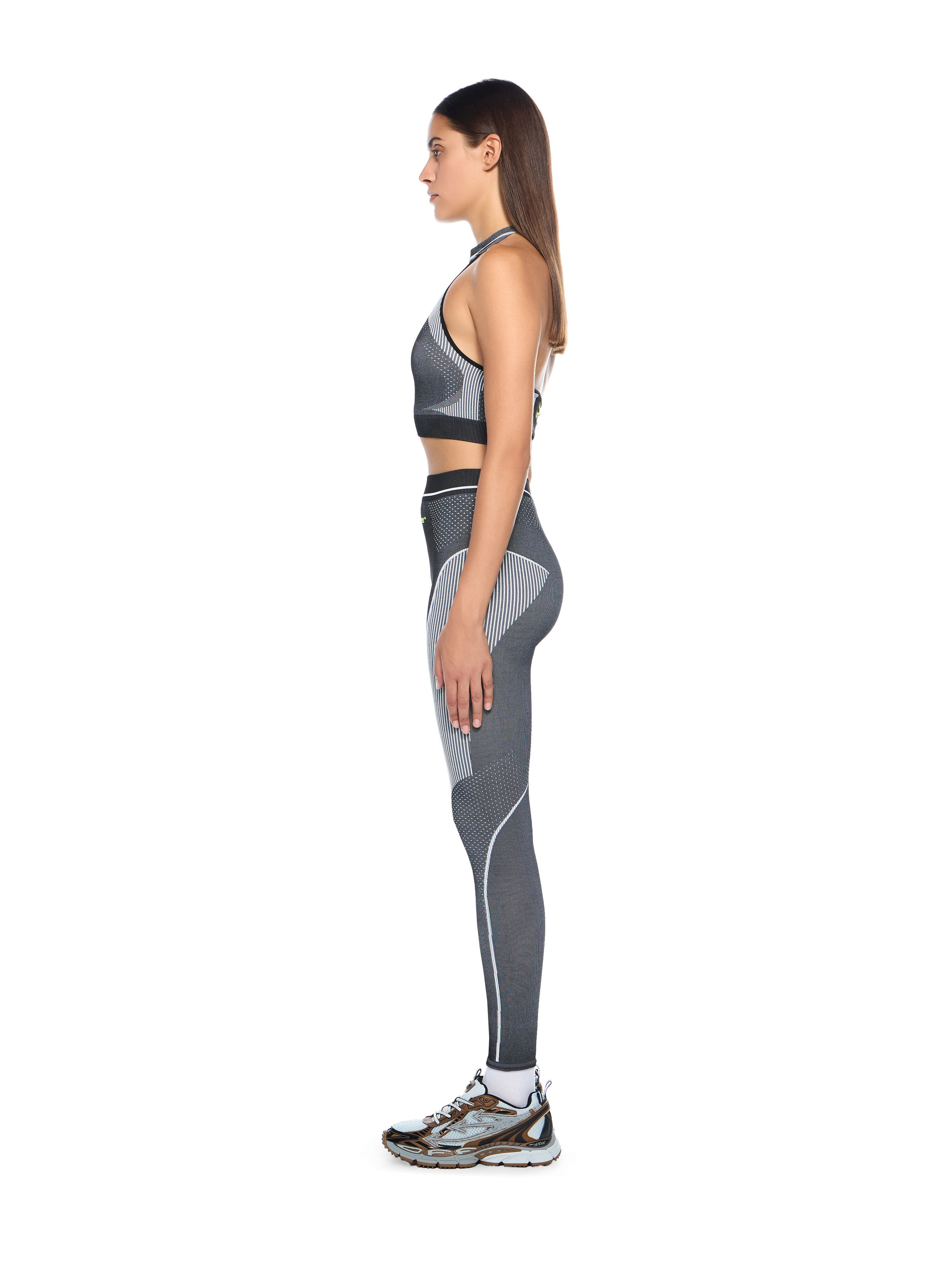 Race Logo Arrow Seamless Top - 3
