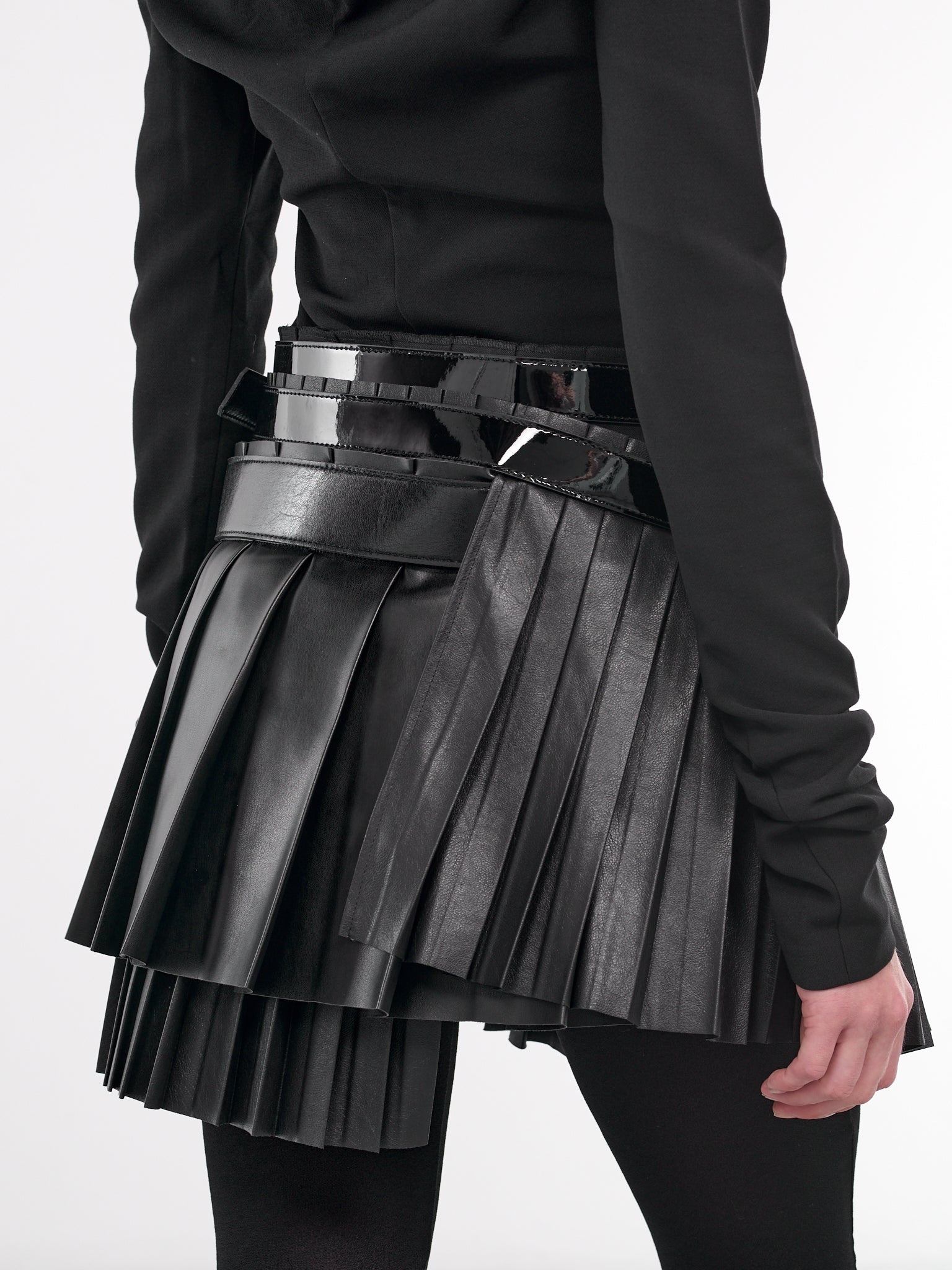 スカート Junya Watanabe MIDI PLEATED ASYMMETRIC SKIRT (JOS01005 1) Junya Watanabe Asymmetric Paneled Pleated Denim Midi Skirt