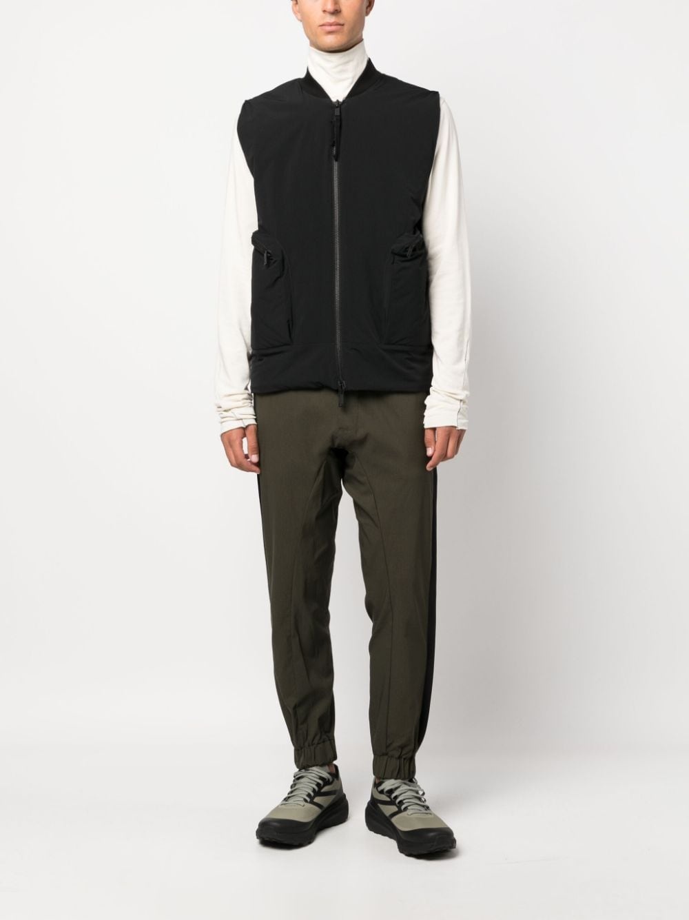 zip-up padded gilet - 2