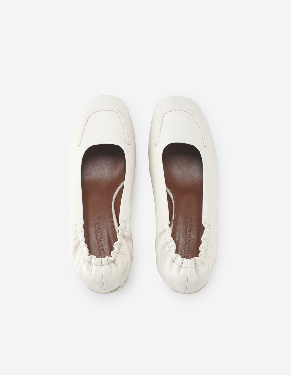 LEATHER LOW-HEEL PUMP - 4