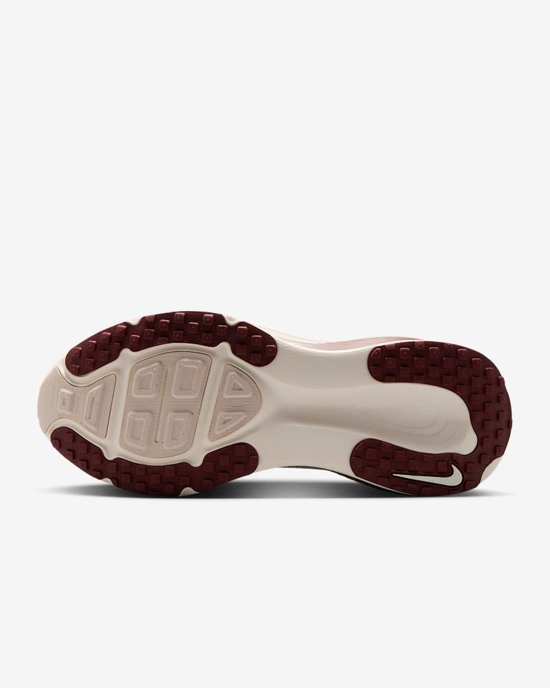 Nike Nike Vomero 18 Women's Road Running Shoes outlook