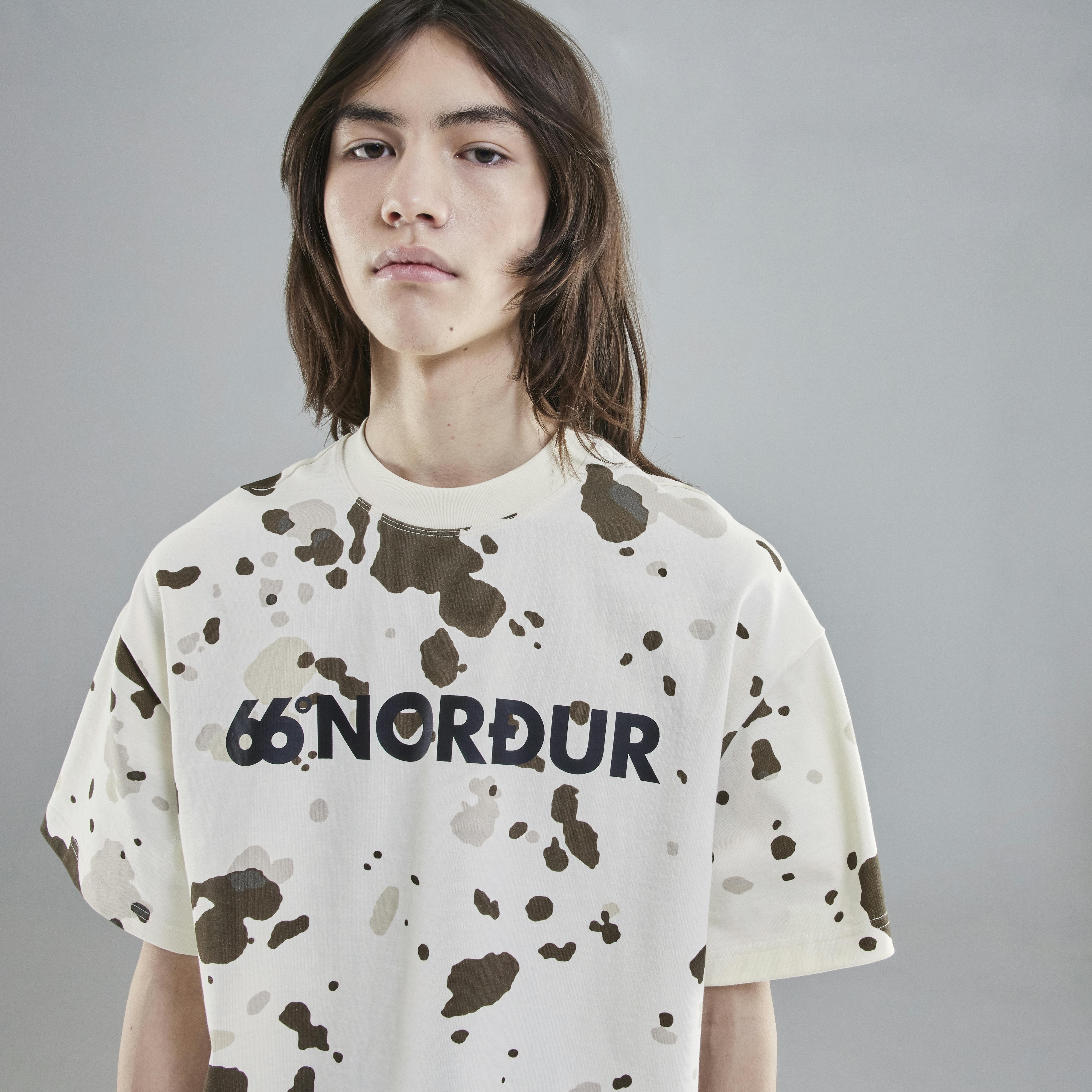 Hringbraut T-Shirt (Unisex) - 4