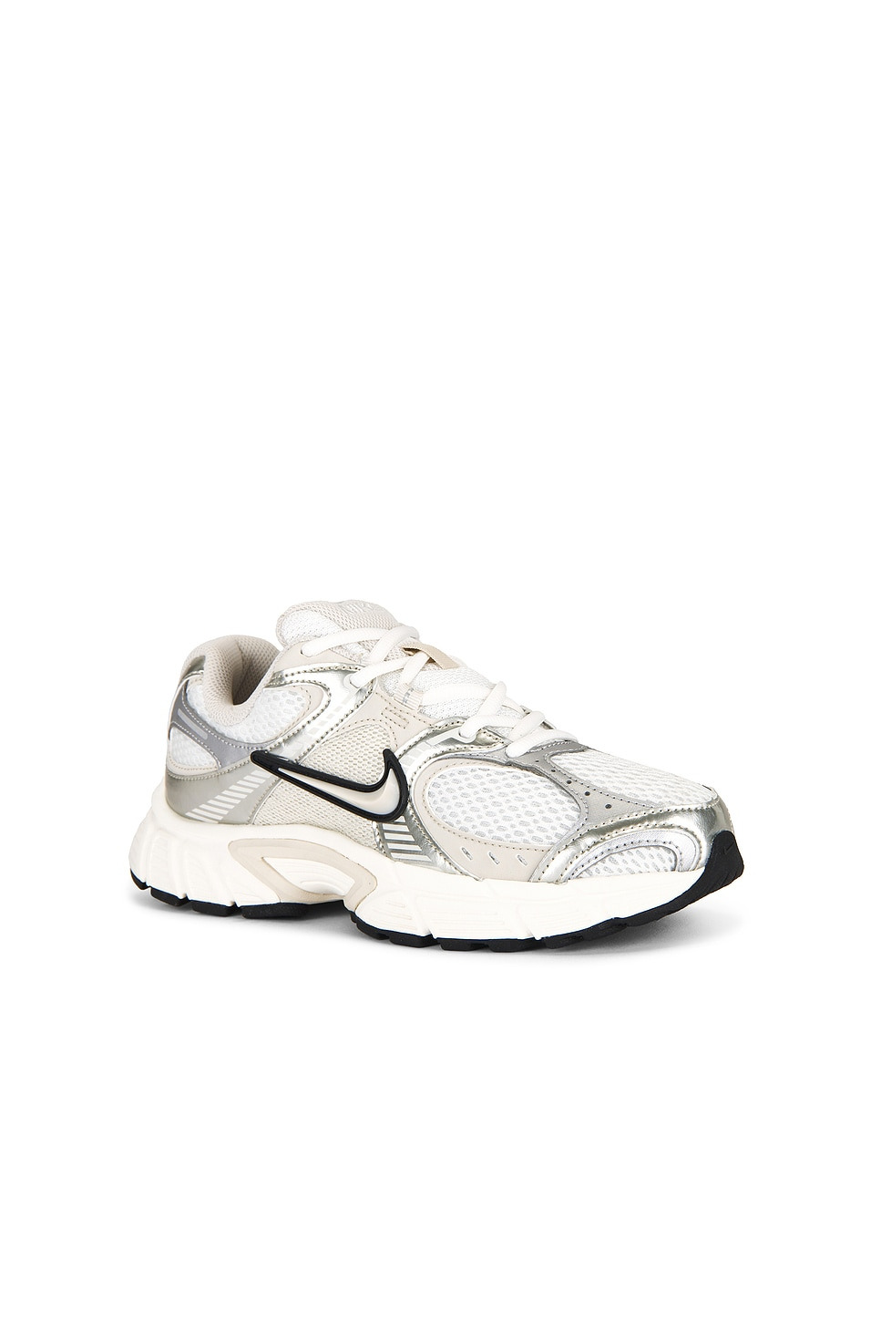 V5 Runner Sneaker - 2