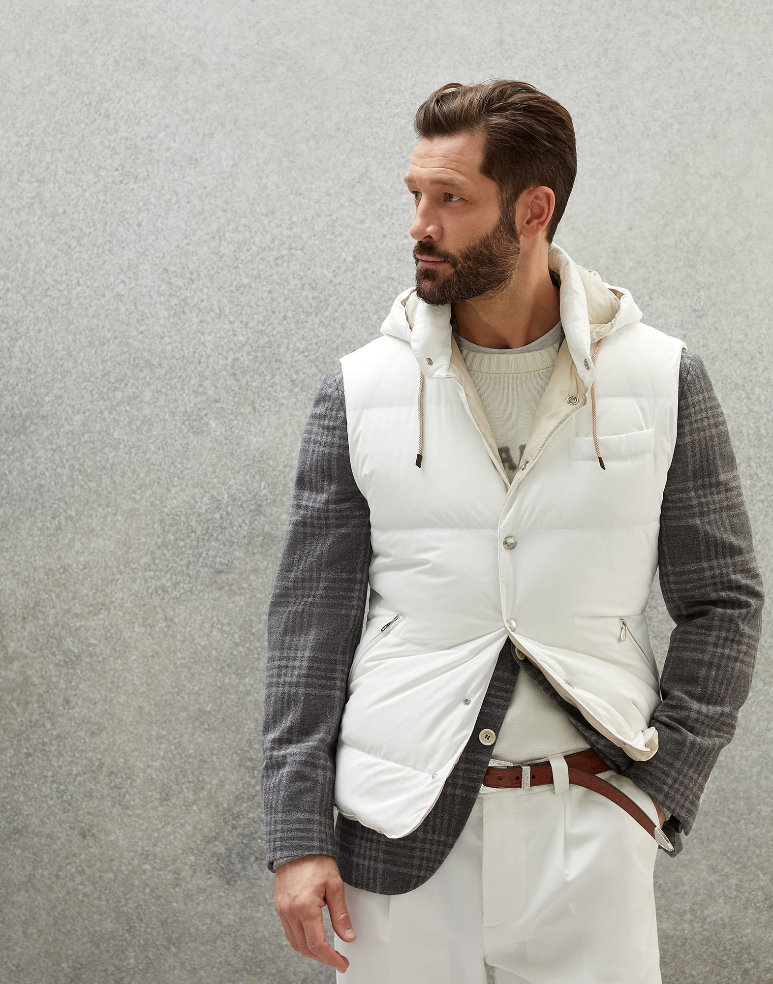 【関税&送料込】Brunello Cucinelli White Vest In Nylon Blend Nylon sweatshirt vest for Man in White | Brunello Cucinelli