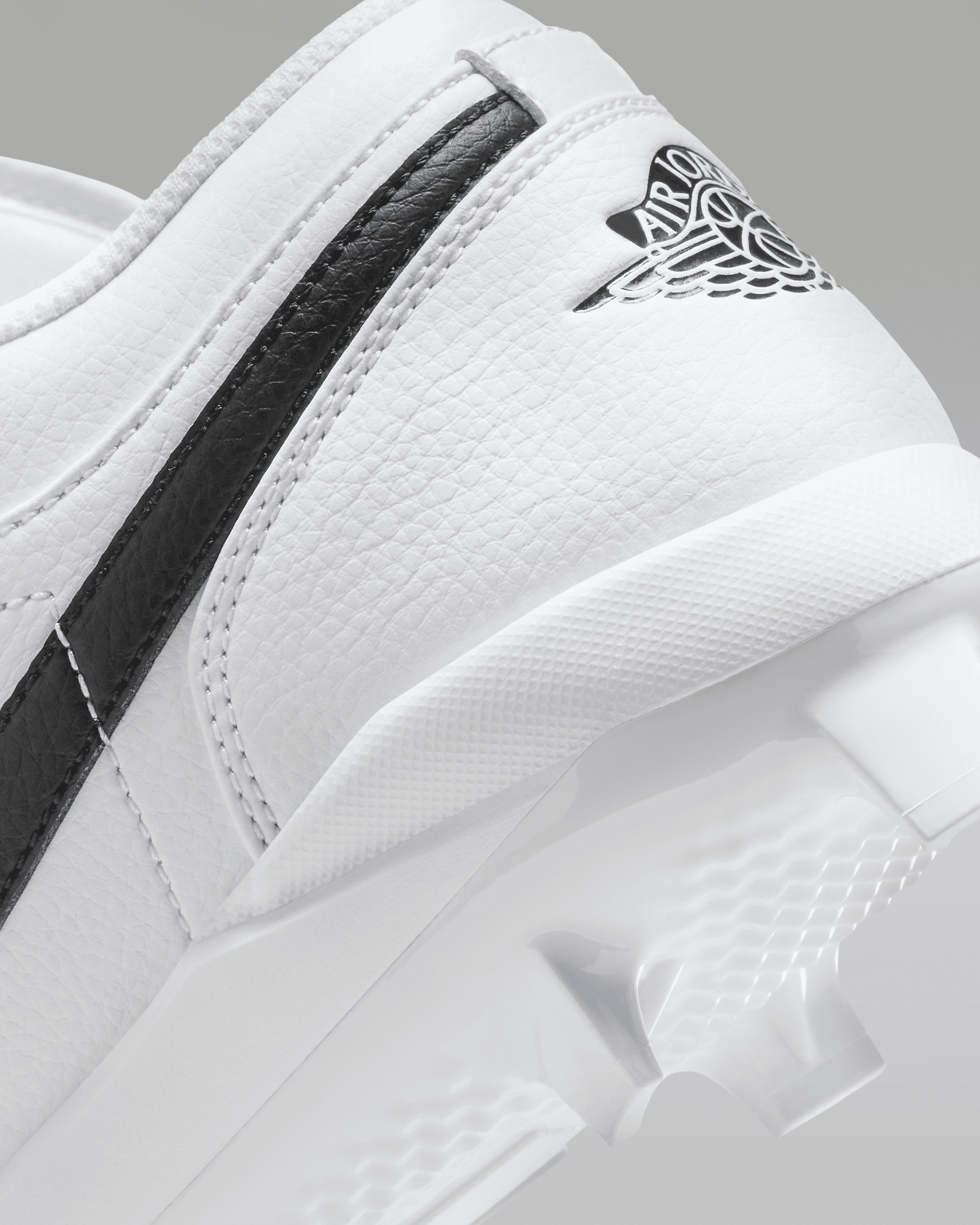 Jordan Jordan 1 Retro MCS Low Men's Baseball Cleats | REVERSIBLE