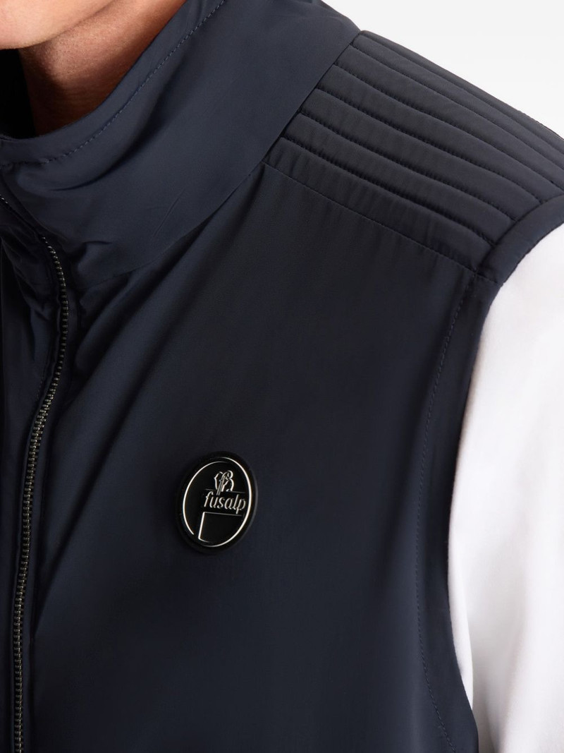 Latma zipped gilet 5