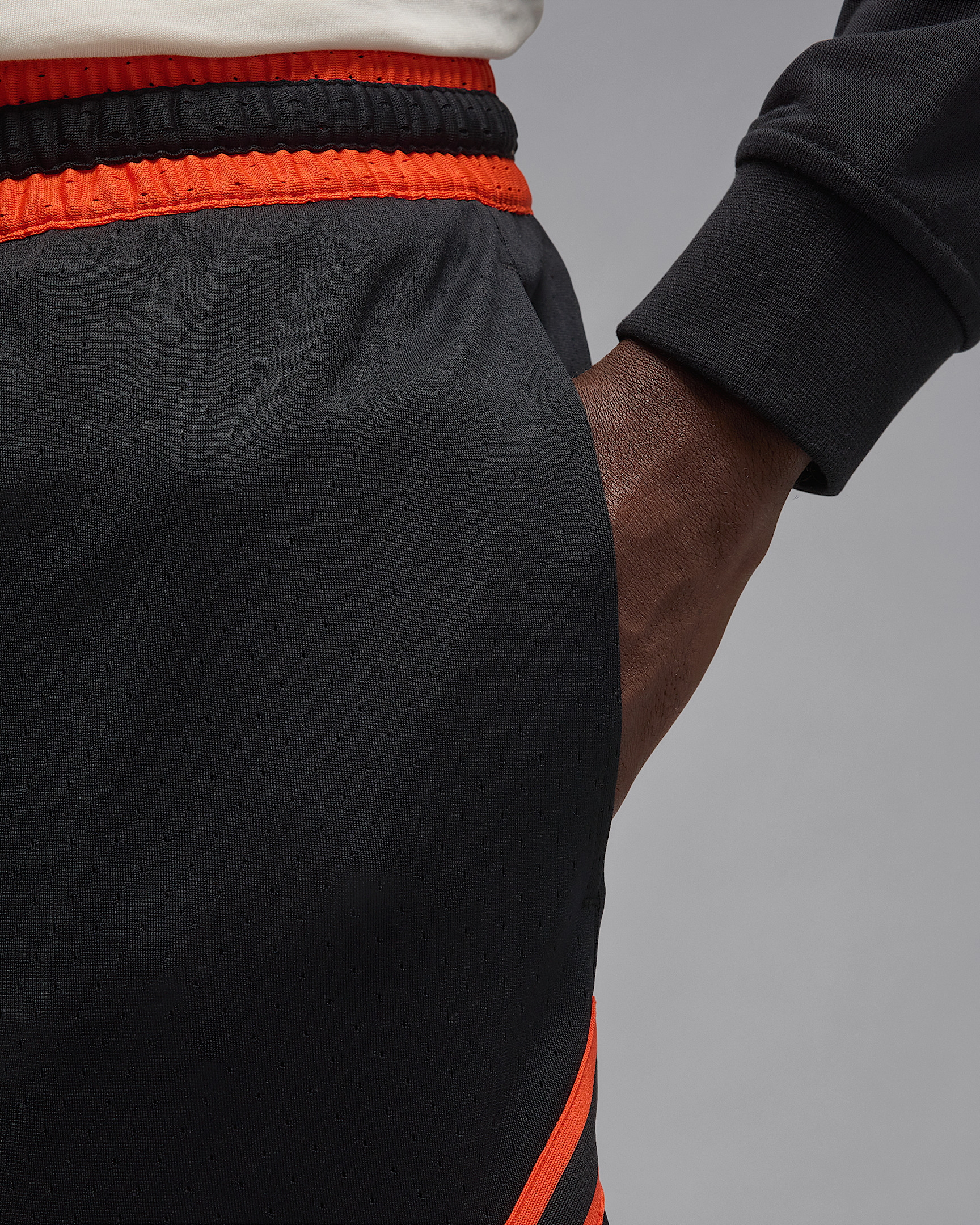Jordan Sport Men's Dri-FIT Mesh Diamond Shorts - 4