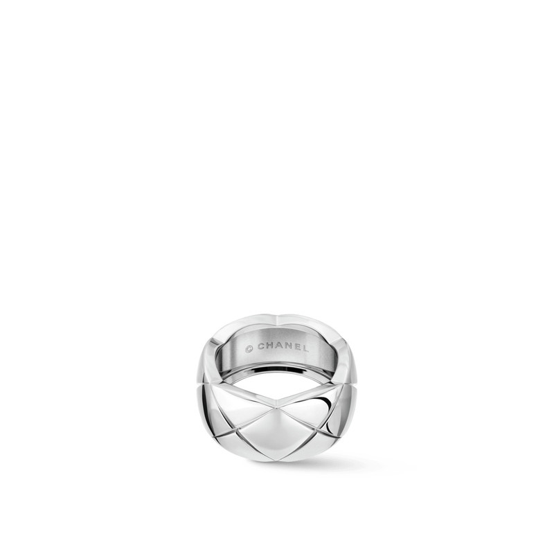 CHANEL Coco Crush ring outlook