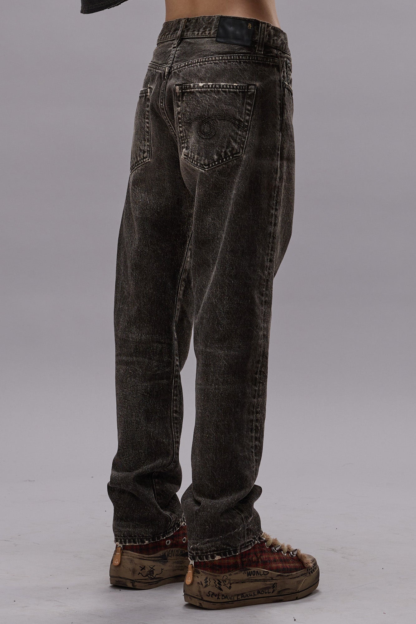 BOYFRIEND JEAN - MUD GREY - R13 - 6