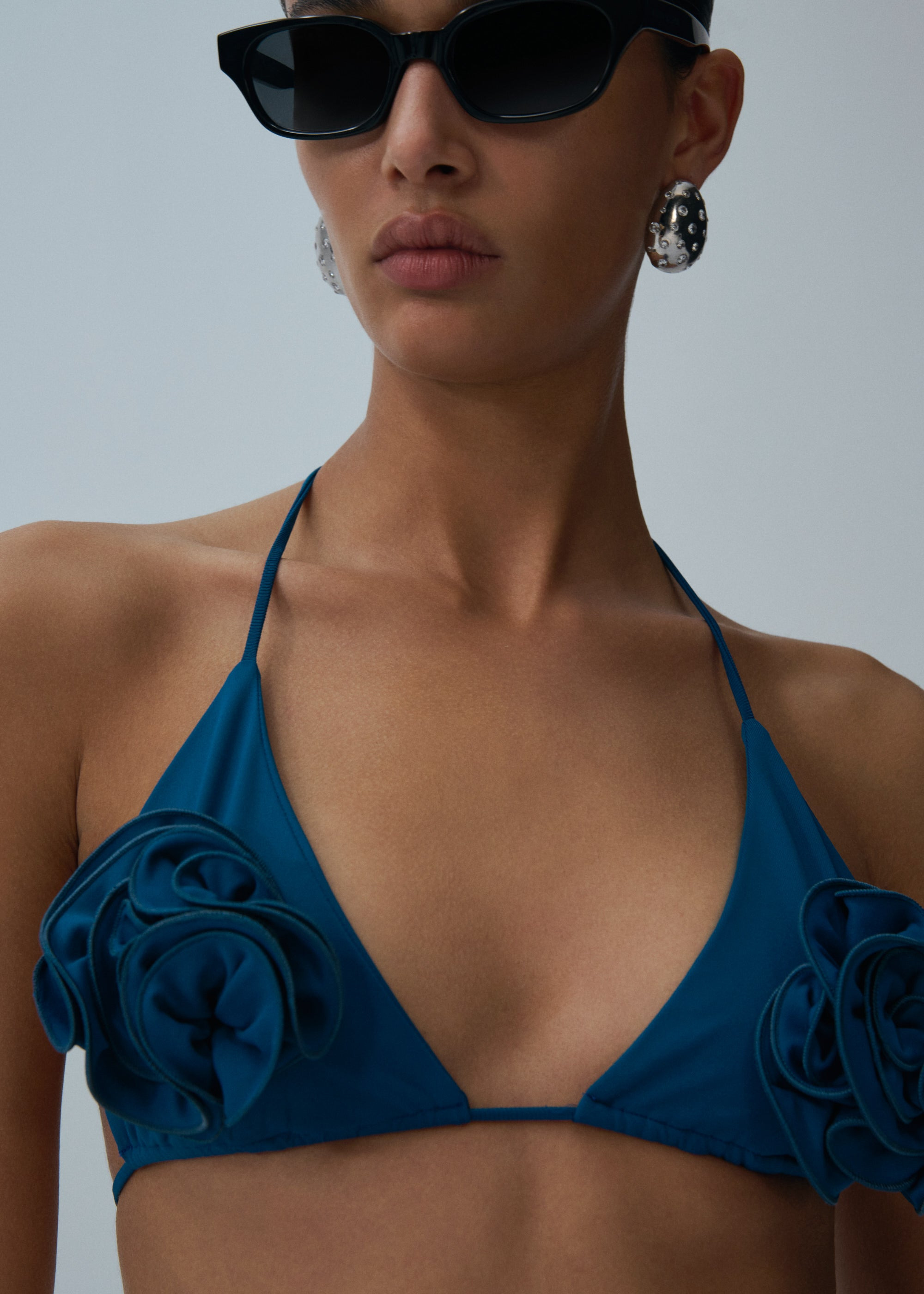 Floral strappy triangle bikini top in ocean blue - 3