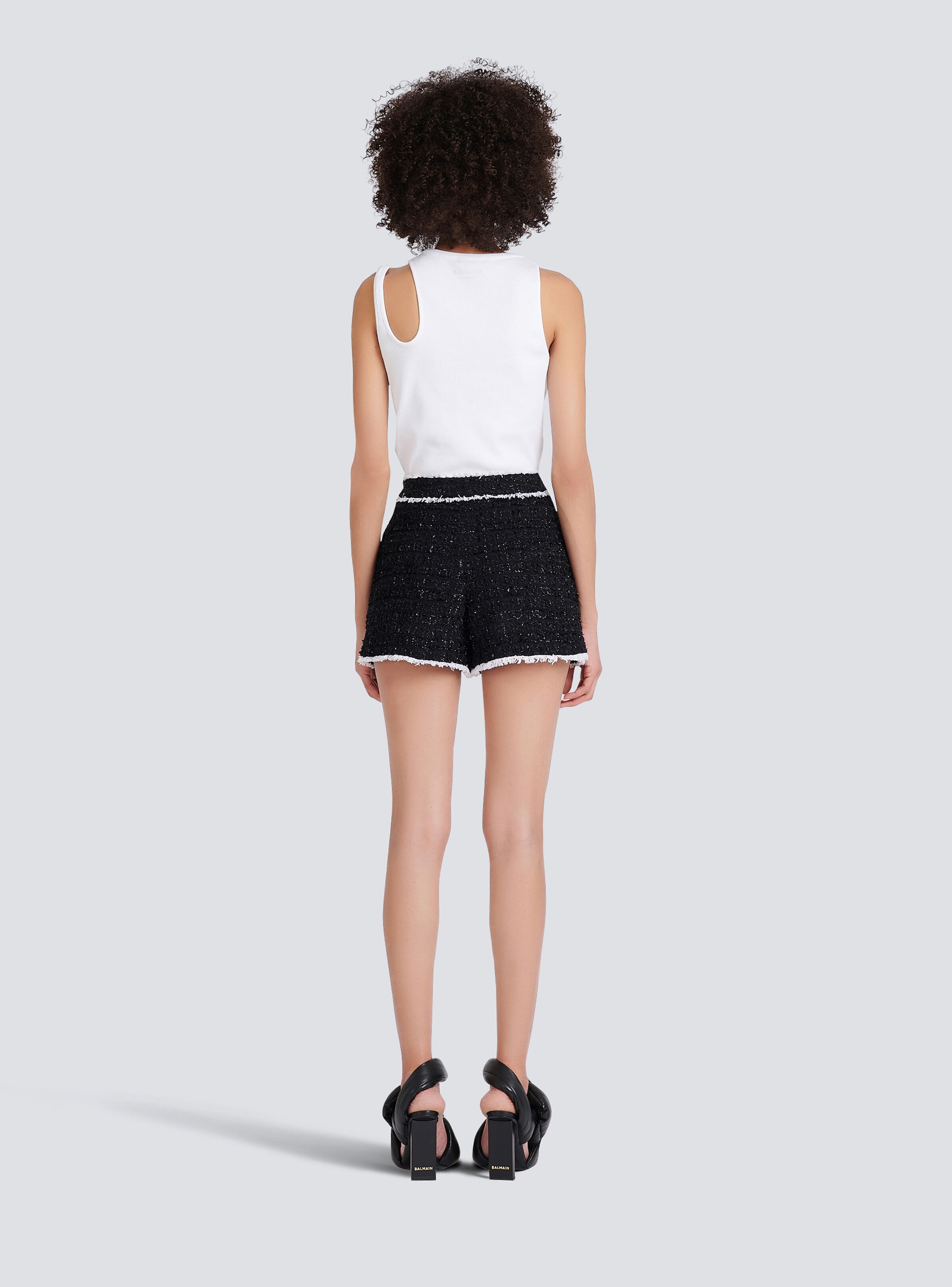 High-waisted tweed shorts - 4