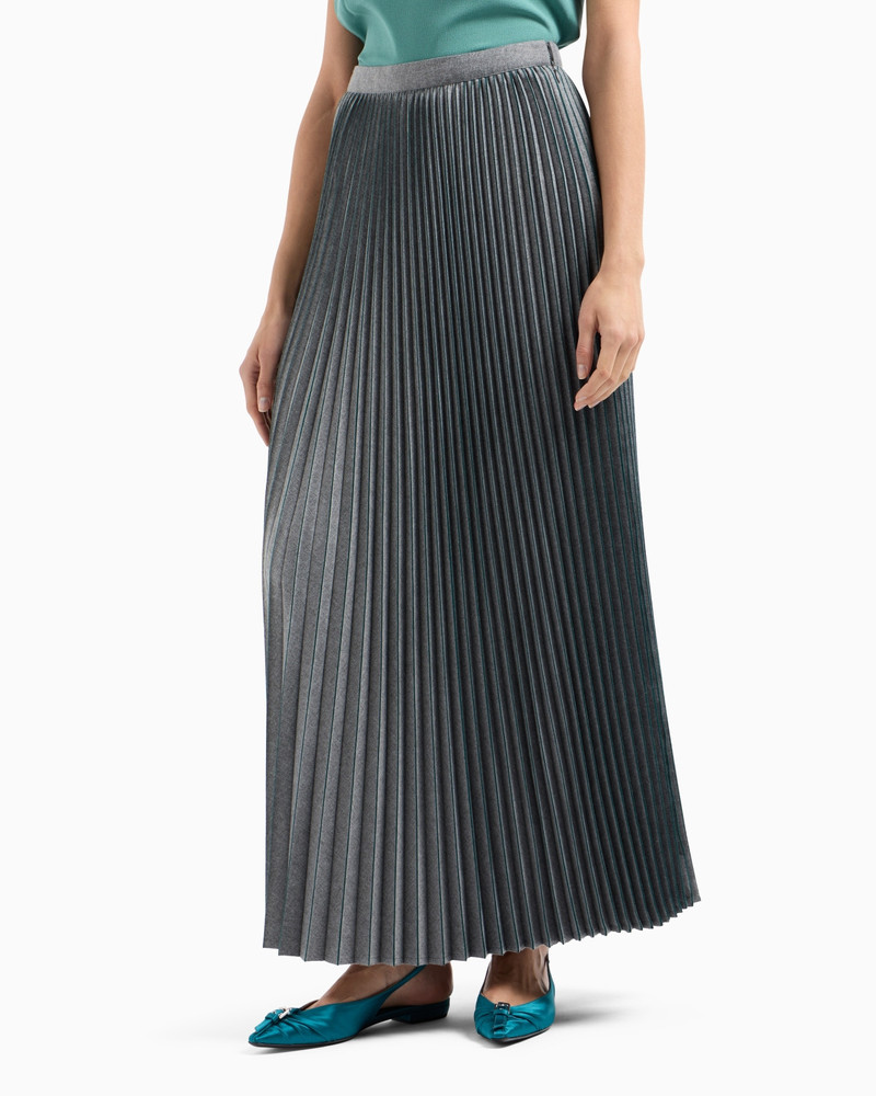 Pleated flannel long skirt 2