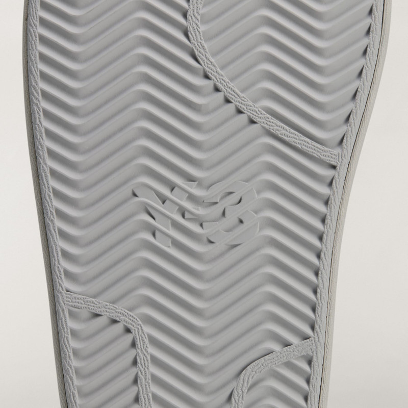 Y-3 SLIDE 8