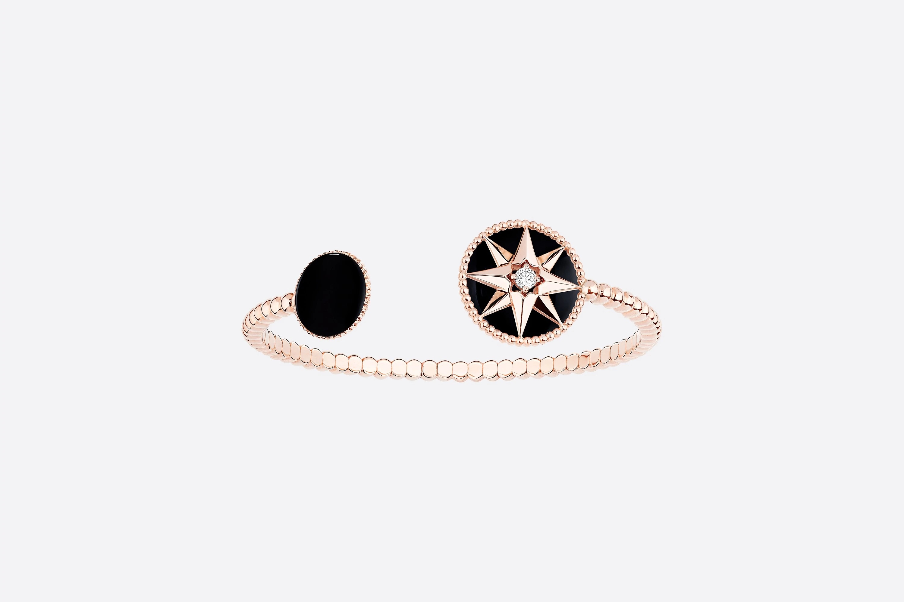 Rose des Vents bracelet
18K pink gold, diamond and onyx - 1