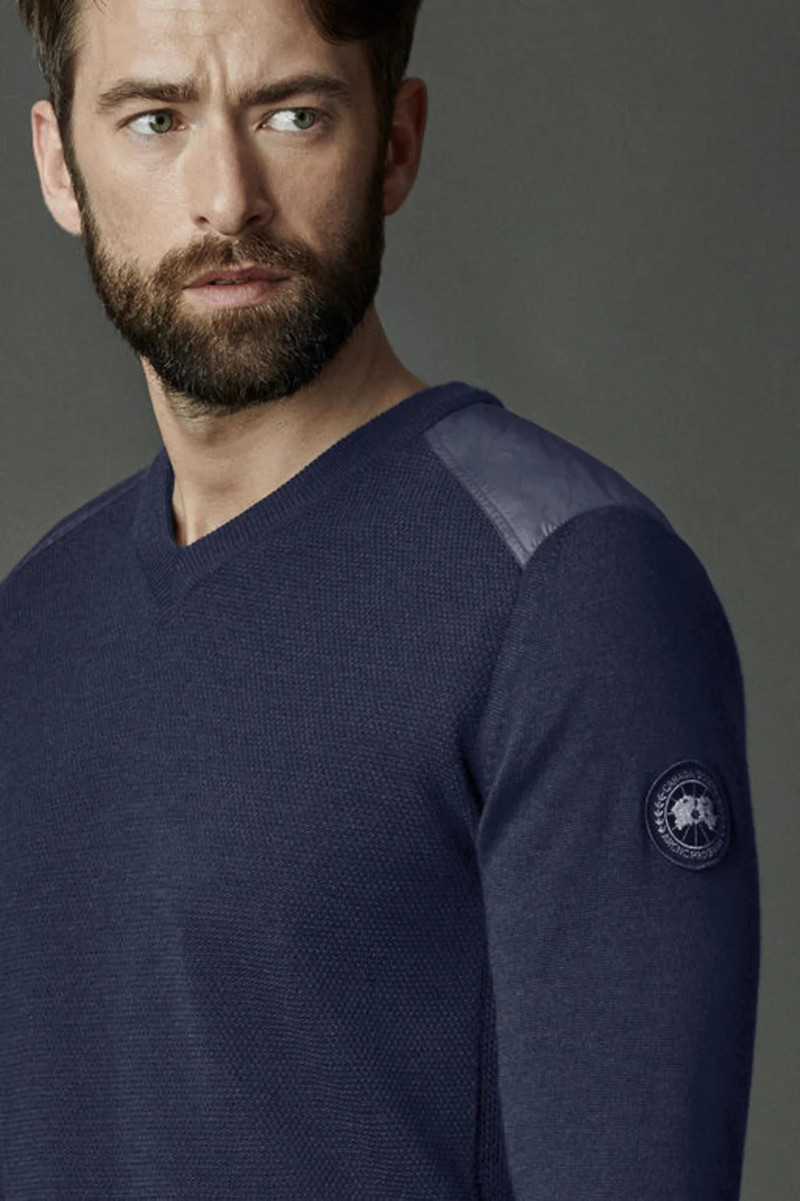 MCLEOD V NECK SWEATER BLACK LABEL 3