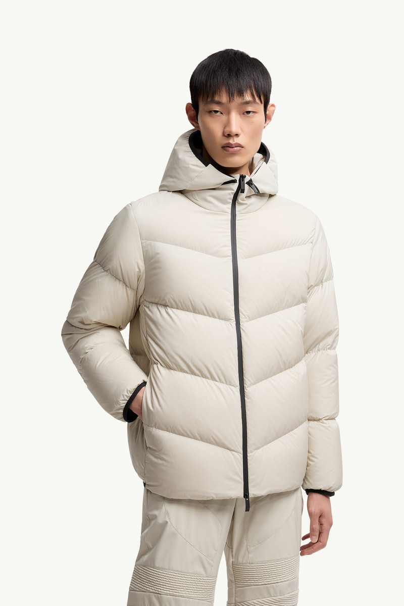 Forez Hooded Short Down Jacket 3