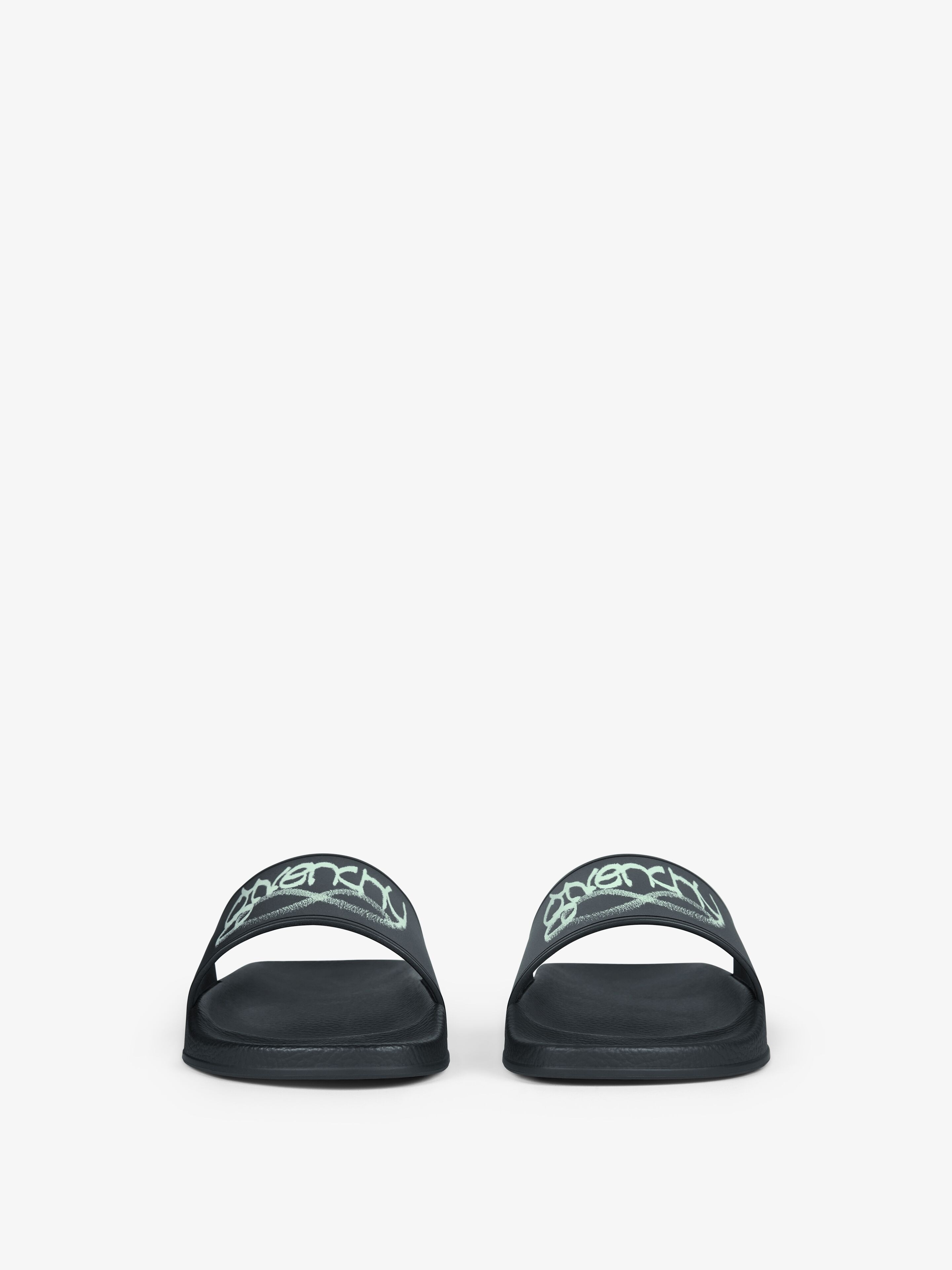 SLIDE SANDALS IN RUBBER WITH GIVENCHY INFINITY PRINT - 2