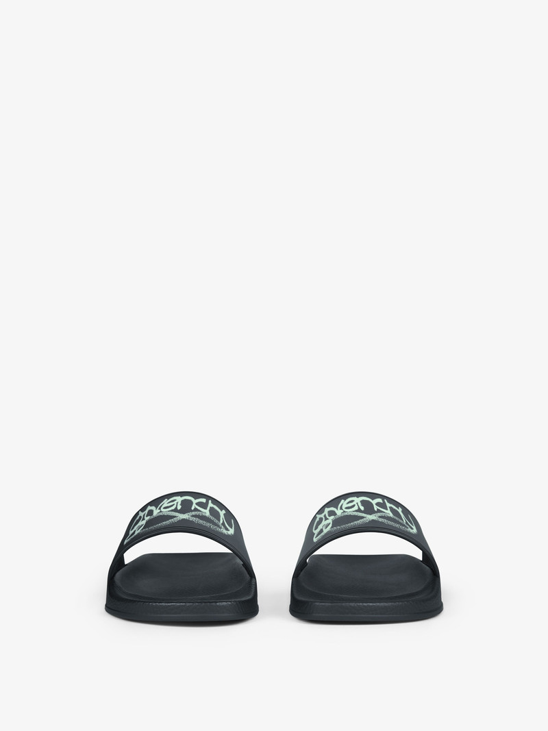 SLIDE SANDALS IN RUBBER WITH GIVENCHY INFINITY PRINT 2