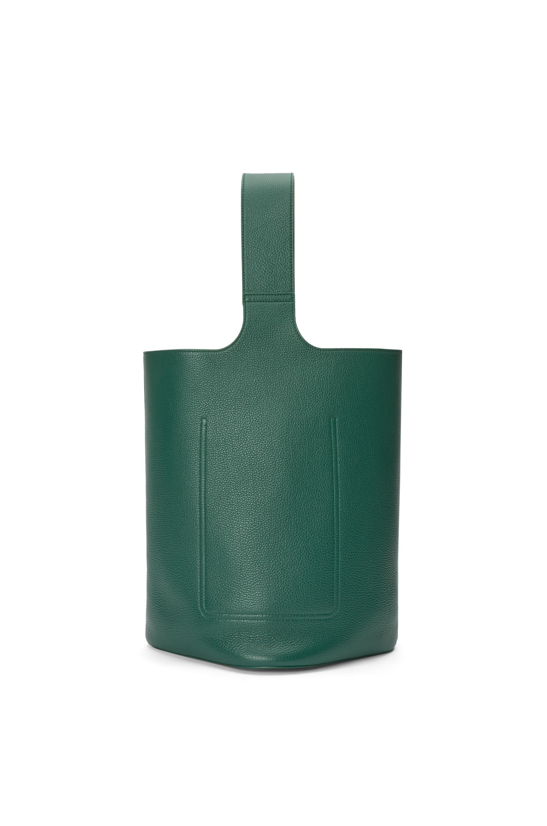 Loewe Large Pebble bucket in supple grained calfskin